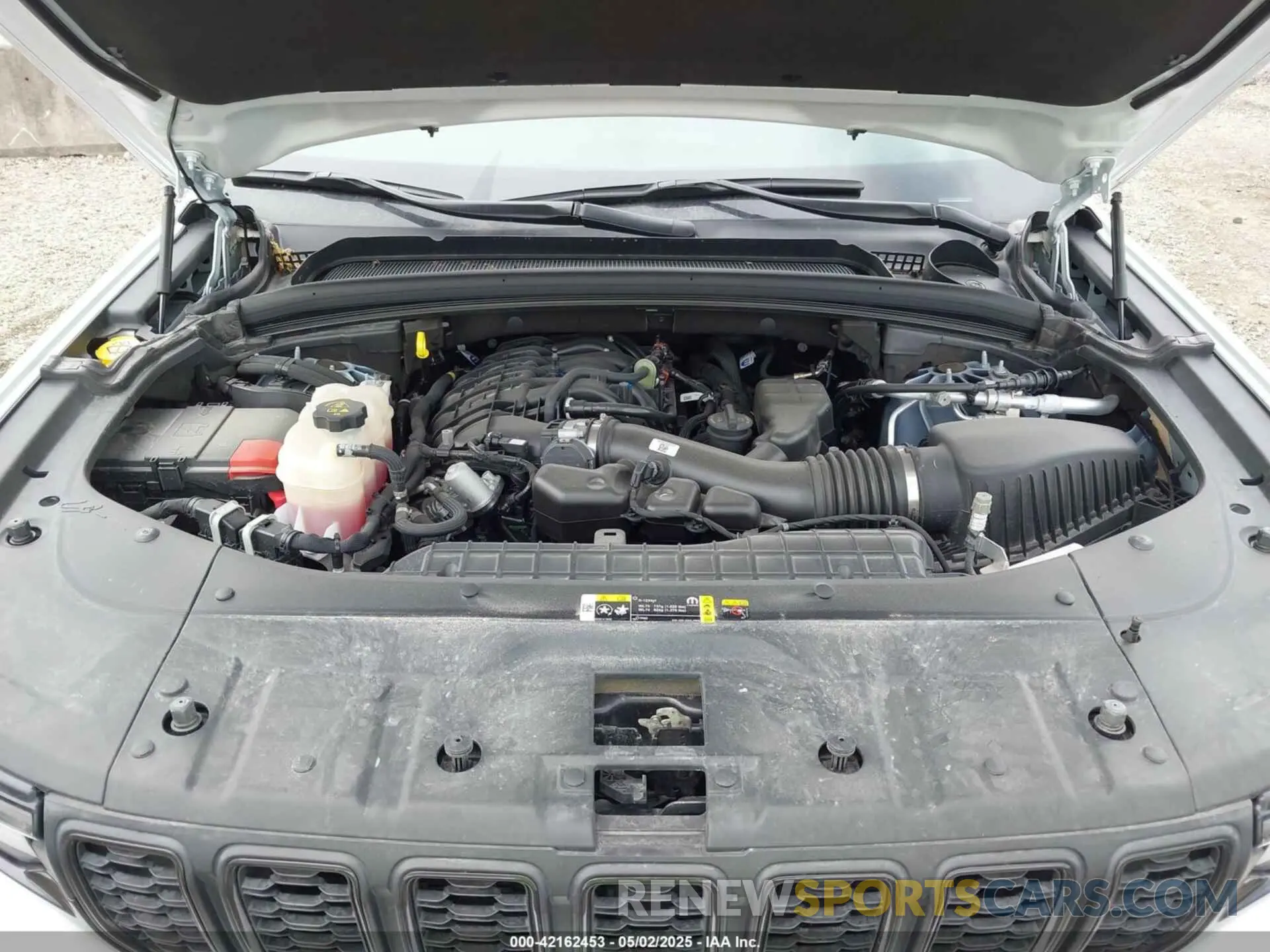 10 fotografías del automóvil dañado 1C4RJKAG7R8607555 JEEP GRAND CHEROKEE L 2024