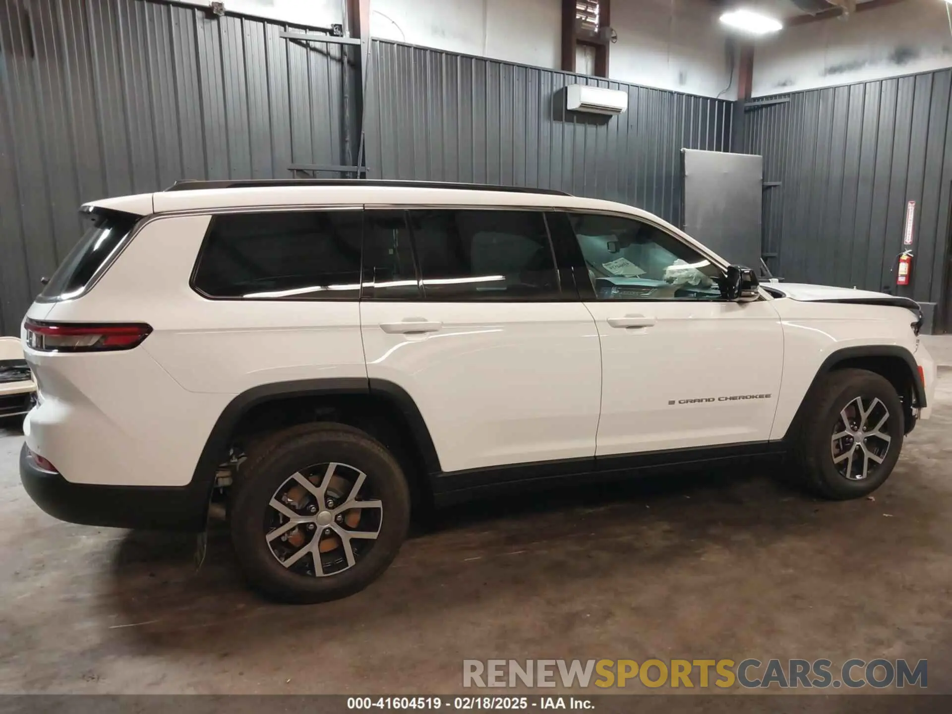 14 fotografías del automóvil dañado 1C4RJKBG6R8617508 JEEP GRAND CHEROKEE L 2024