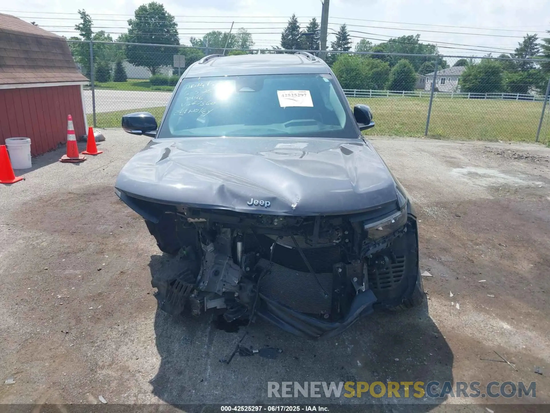 11 fotografías del automóvil dañado 1C4RJKBGXR8917360 JEEP GRAND CHEROKEE L 2024