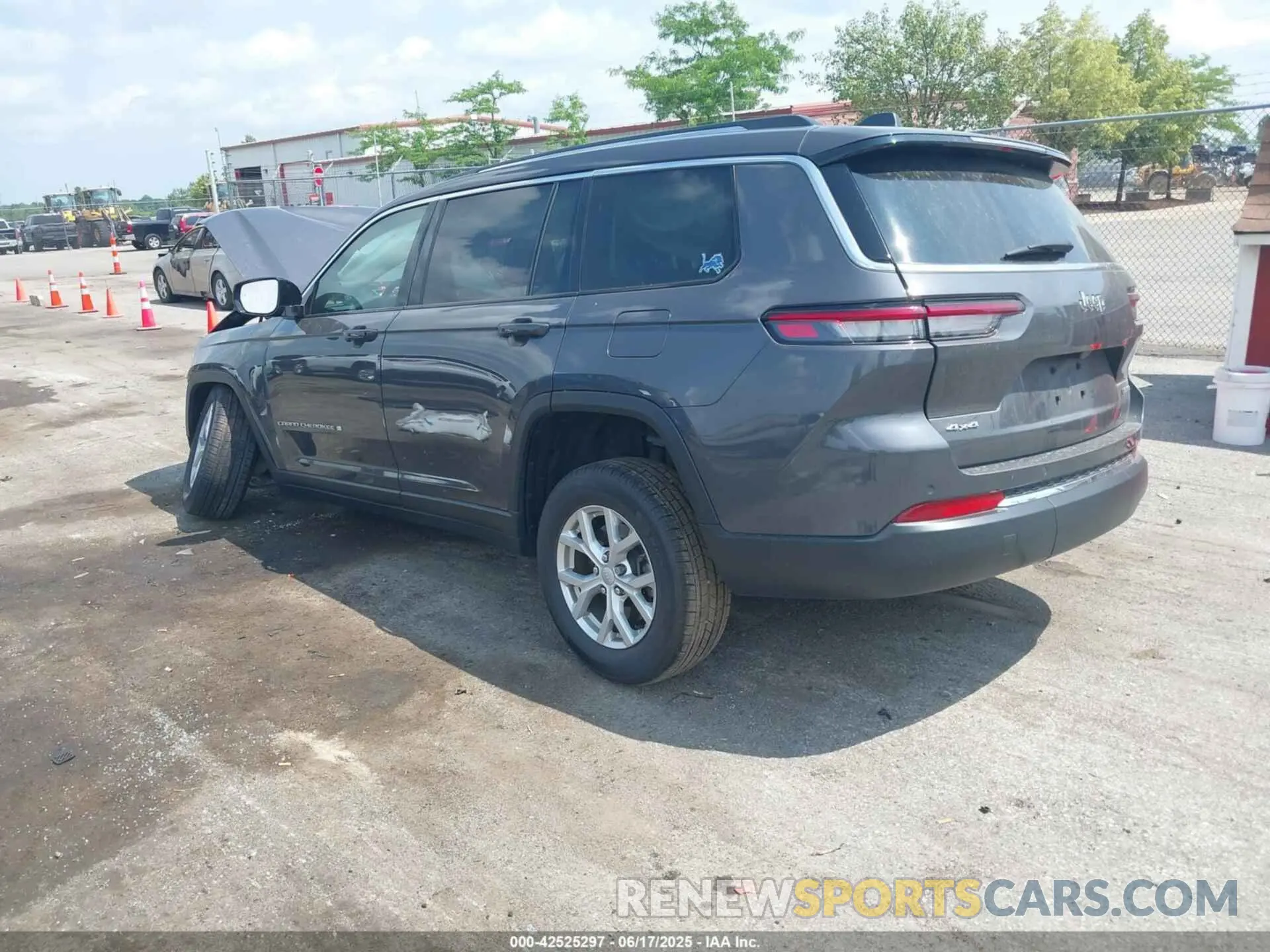 3 fotografías del automóvil dañado 1C4RJKBGXR8917360 JEEP GRAND CHEROKEE L 2024