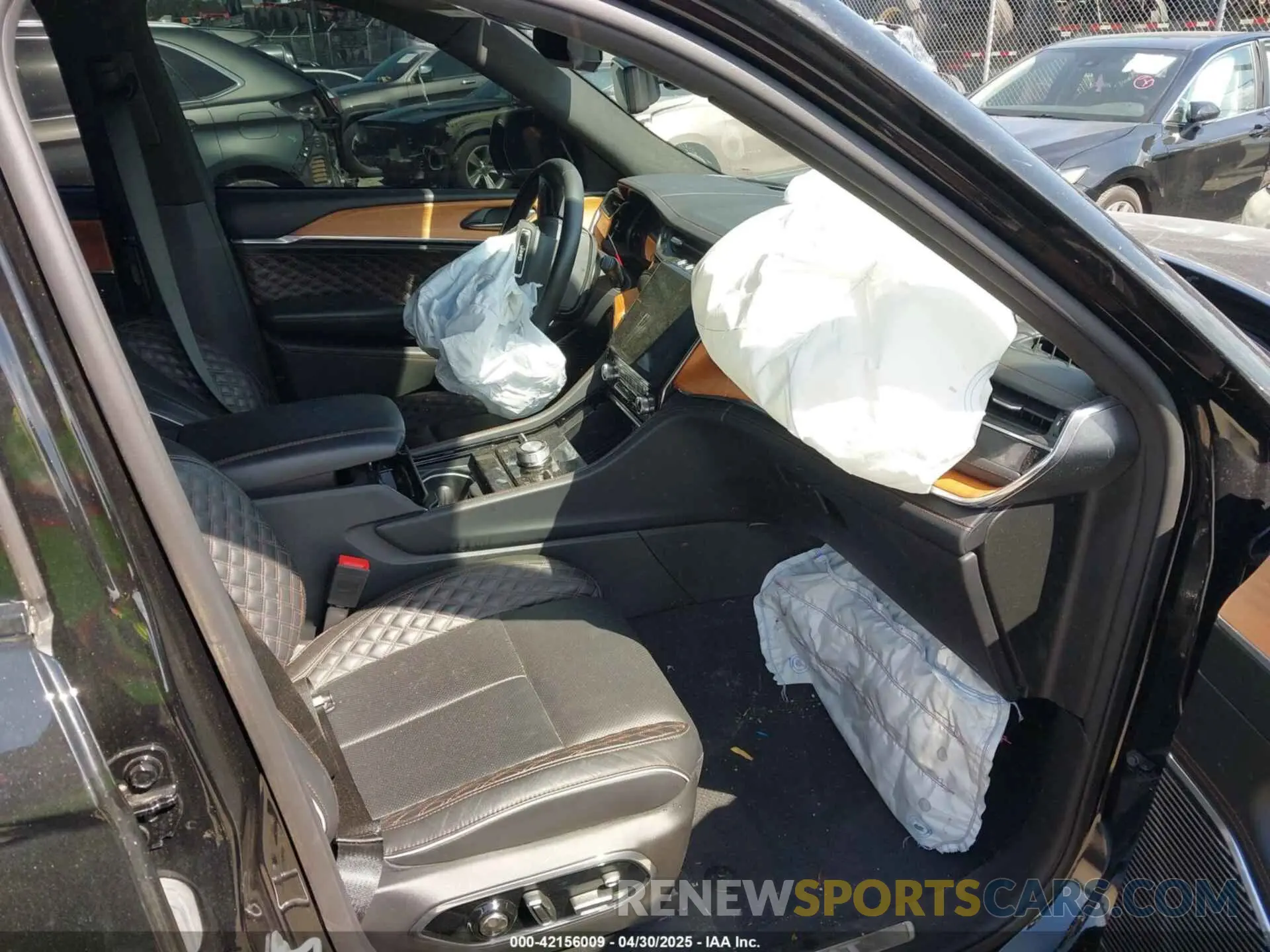 5 fotografías del automóvil dañado 1C4RJKEG2R8530510 JEEP GRAND CHEROKEE L 2024