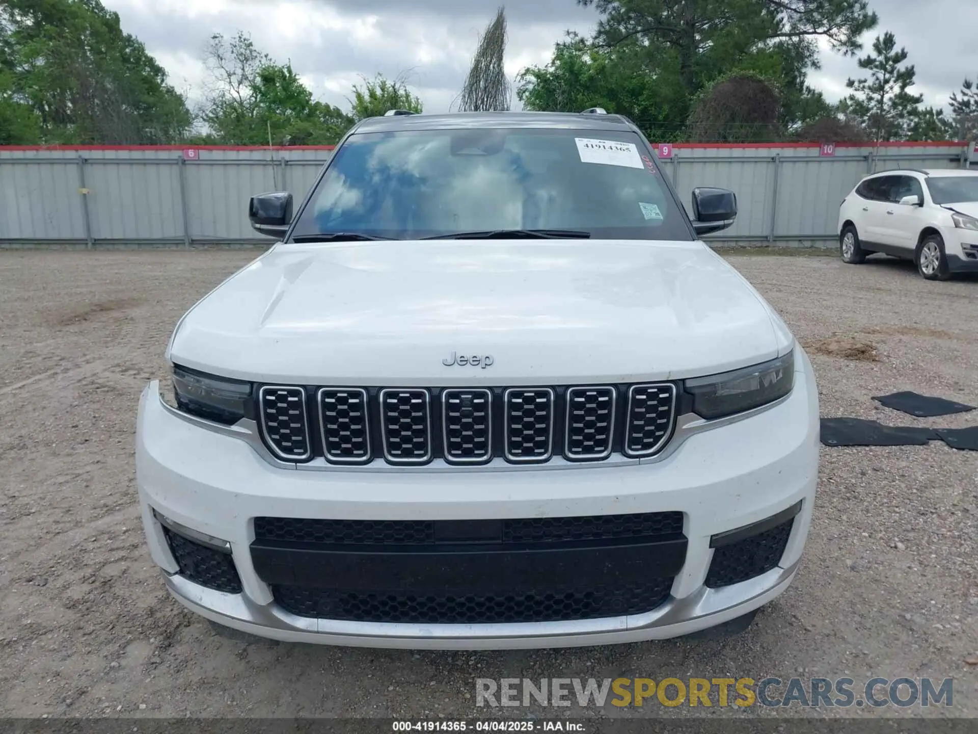 12 fotografías del automóvil dañado 1C4RJKEG4R8931430 JEEP GRAND CHEROKEE L 2024