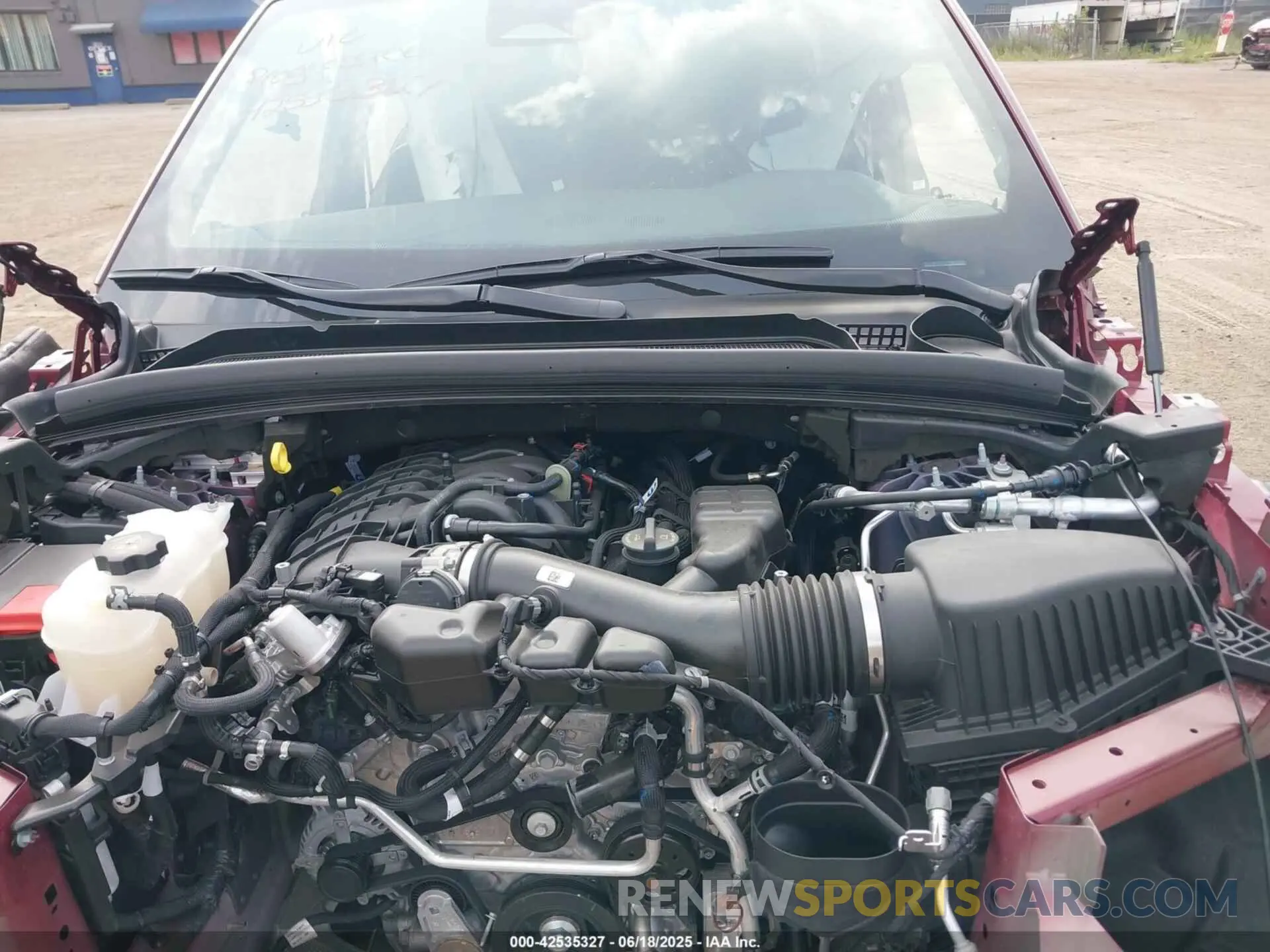 10 fotografías del automóvil dañado 1C4RJKAG8S8637010 JEEP GRAND CHEROKEE L 2025