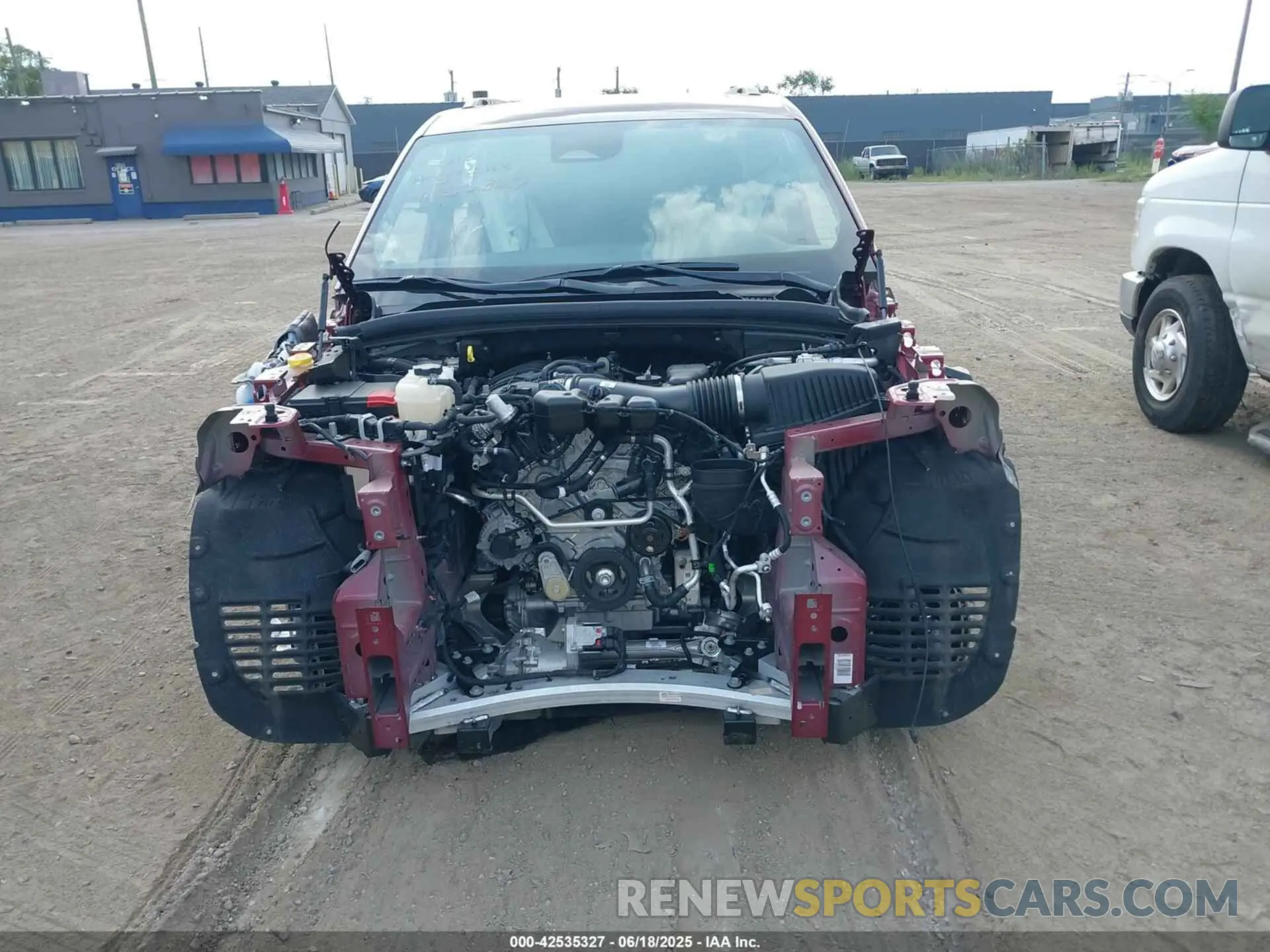 11 fotografías del automóvil dañado 1C4RJKAG8S8637010 JEEP GRAND CHEROKEE L 2025
