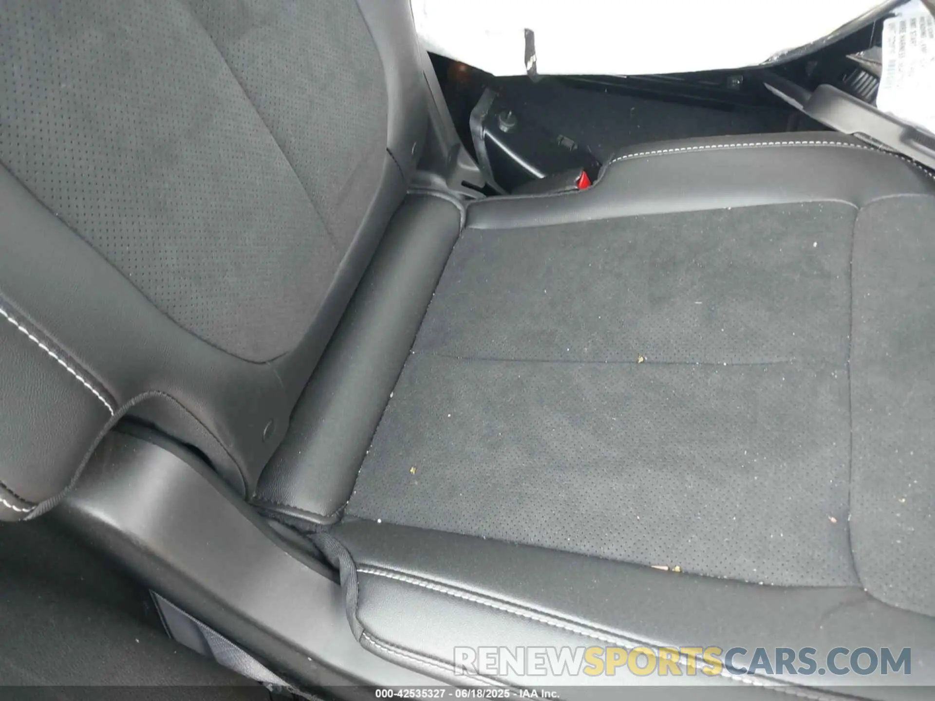 8 fotografías del automóvil dañado 1C4RJKAG8S8637010 JEEP GRAND CHEROKEE L 2025