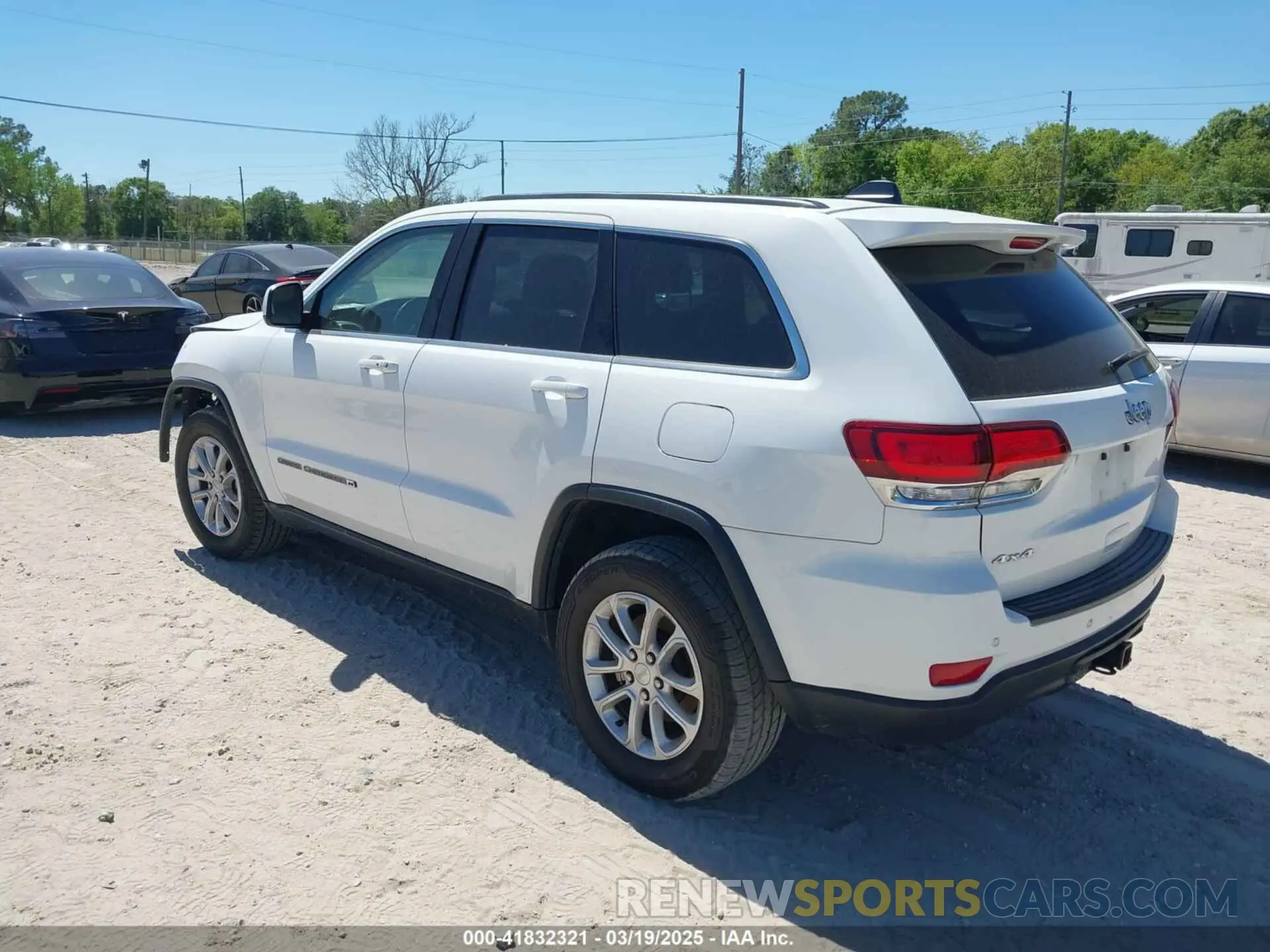 3 fotografías del automóvil dañado 1C4RJFAG3NC138737 JEEP GRAND CHEROKEE WK 2022
