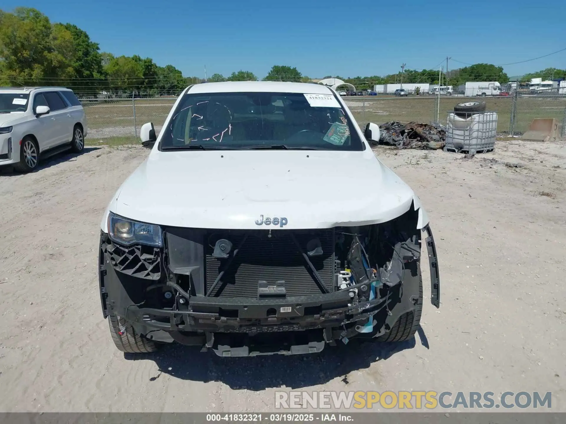 6 fotografías del automóvil dañado 1C4RJFAG3NC138737 JEEP GRAND CHEROKEE WK 2022