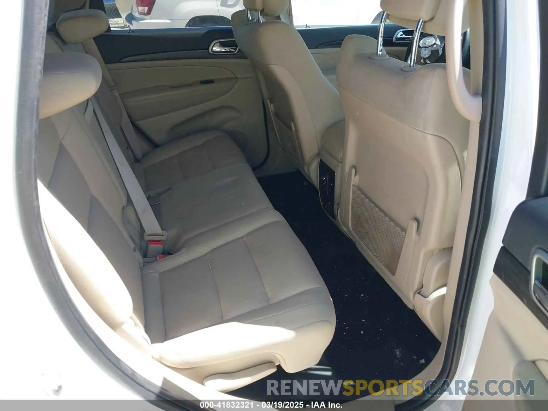 8 fotografías del automóvil dañado 1C4RJFAG3NC138737 JEEP GRAND CHEROKEE WK 2022