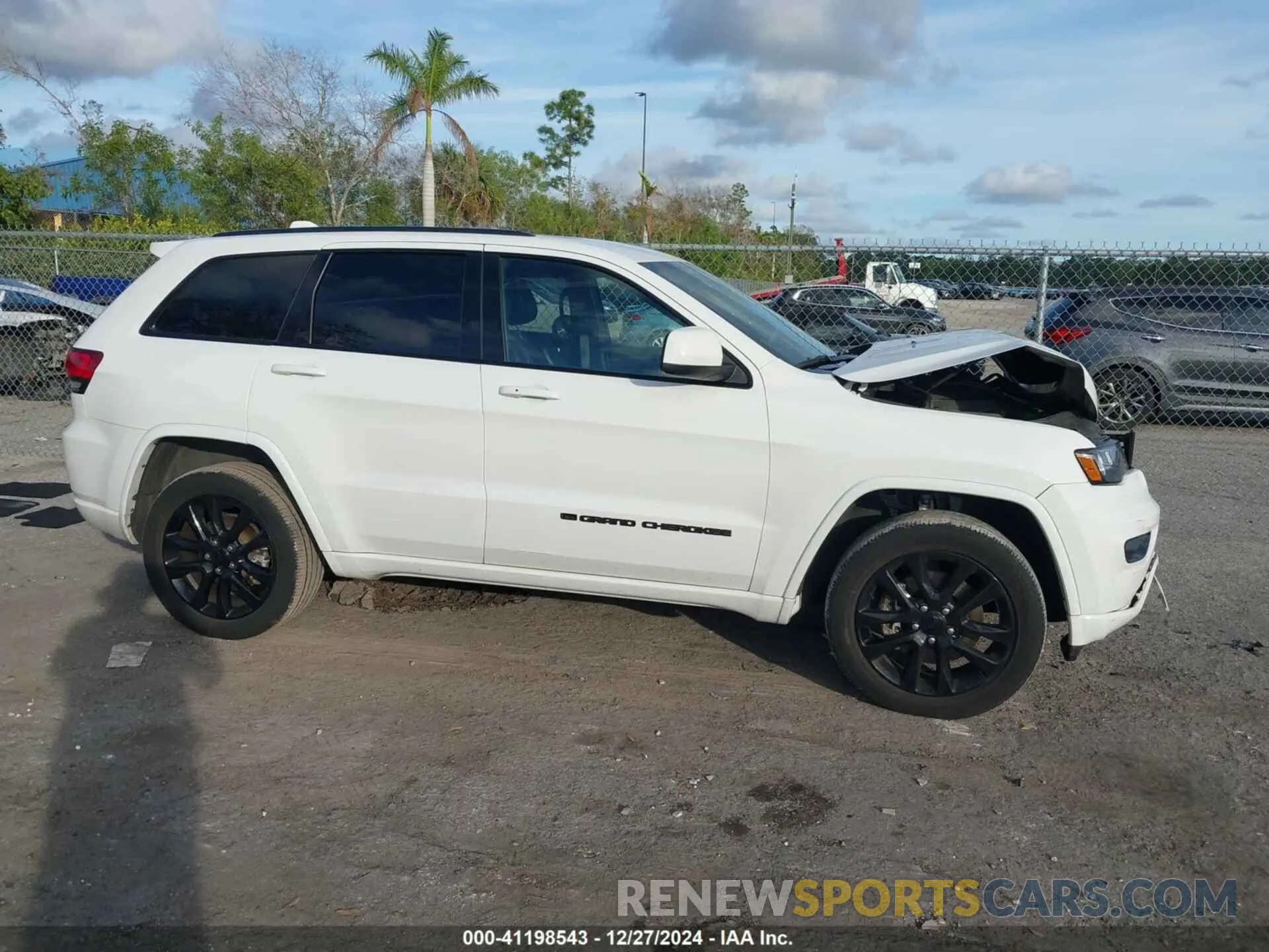 12 fotografías del automóvil dañado 1C4RJFAG8NC150575 JEEP GRAND CHEROKEE WK 2022