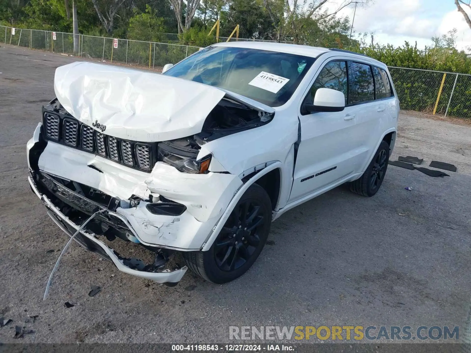 2 fotografías del automóvil dañado 1C4RJFAG8NC150575 JEEP GRAND CHEROKEE WK 2022