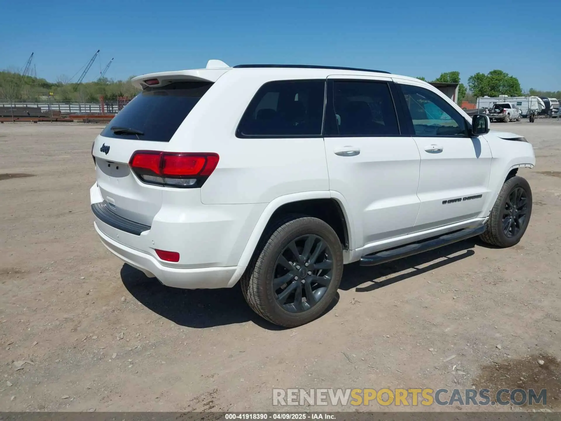 4 fotografías del automóvil dañado 1C4RJFAGXNC112006 JEEP GRAND CHEROKEE WK 2022