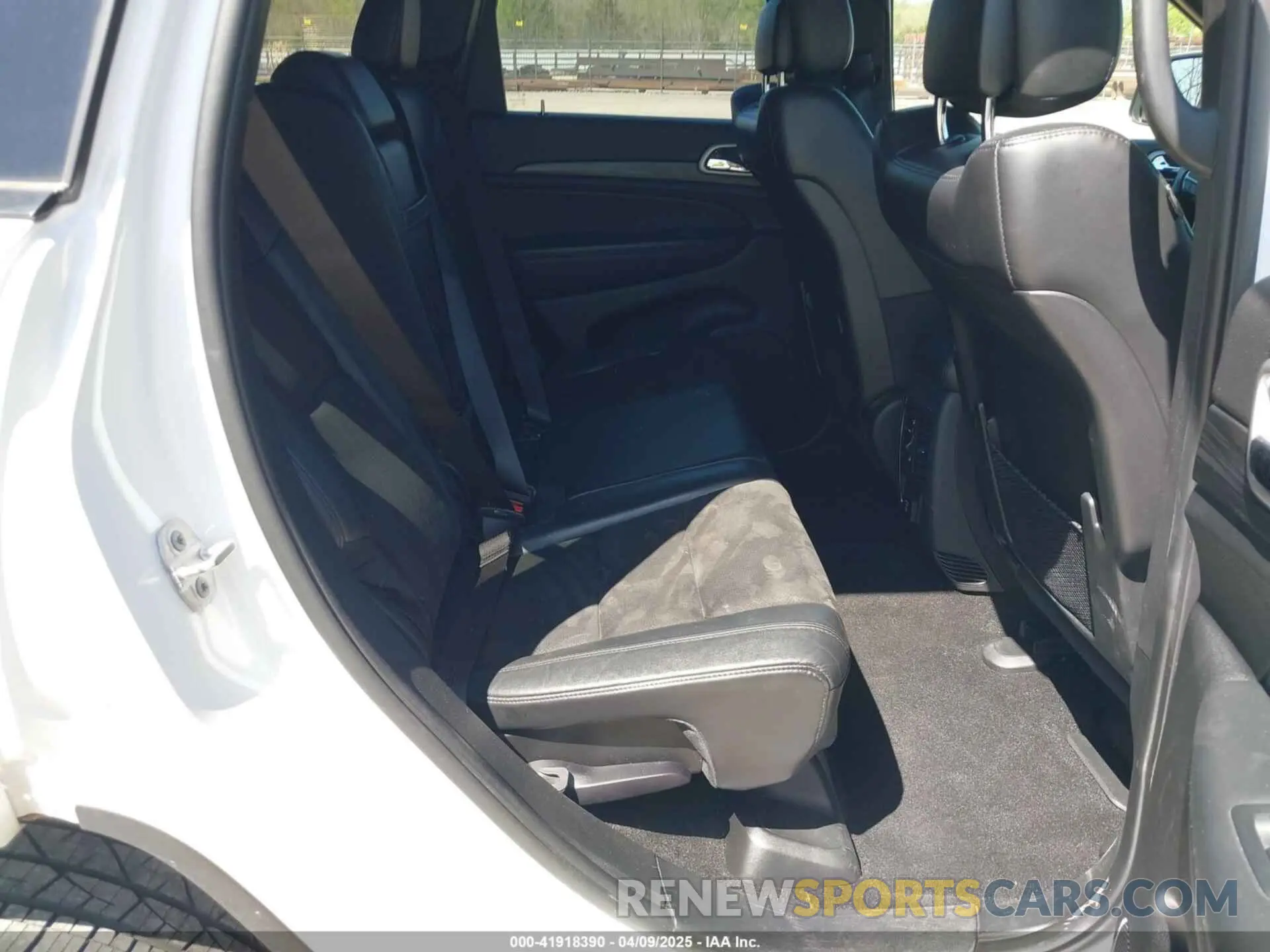 8 fotografías del automóvil dañado 1C4RJFAGXNC112006 JEEP GRAND CHEROKEE WK 2022