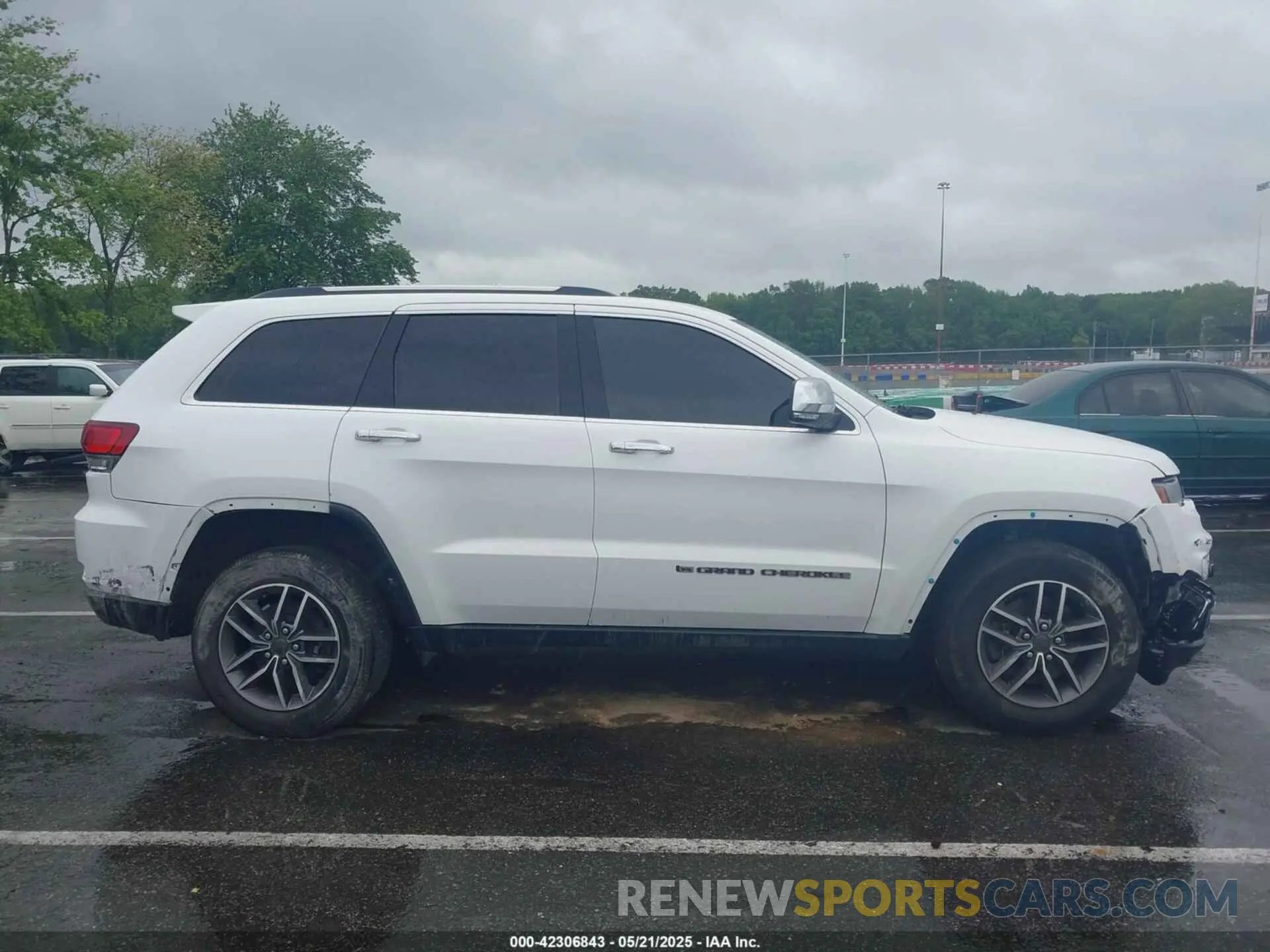 13 fotografías del automóvil dañado 1C4RJFBG3NC119698 JEEP GRAND CHEROKEE WK 2022