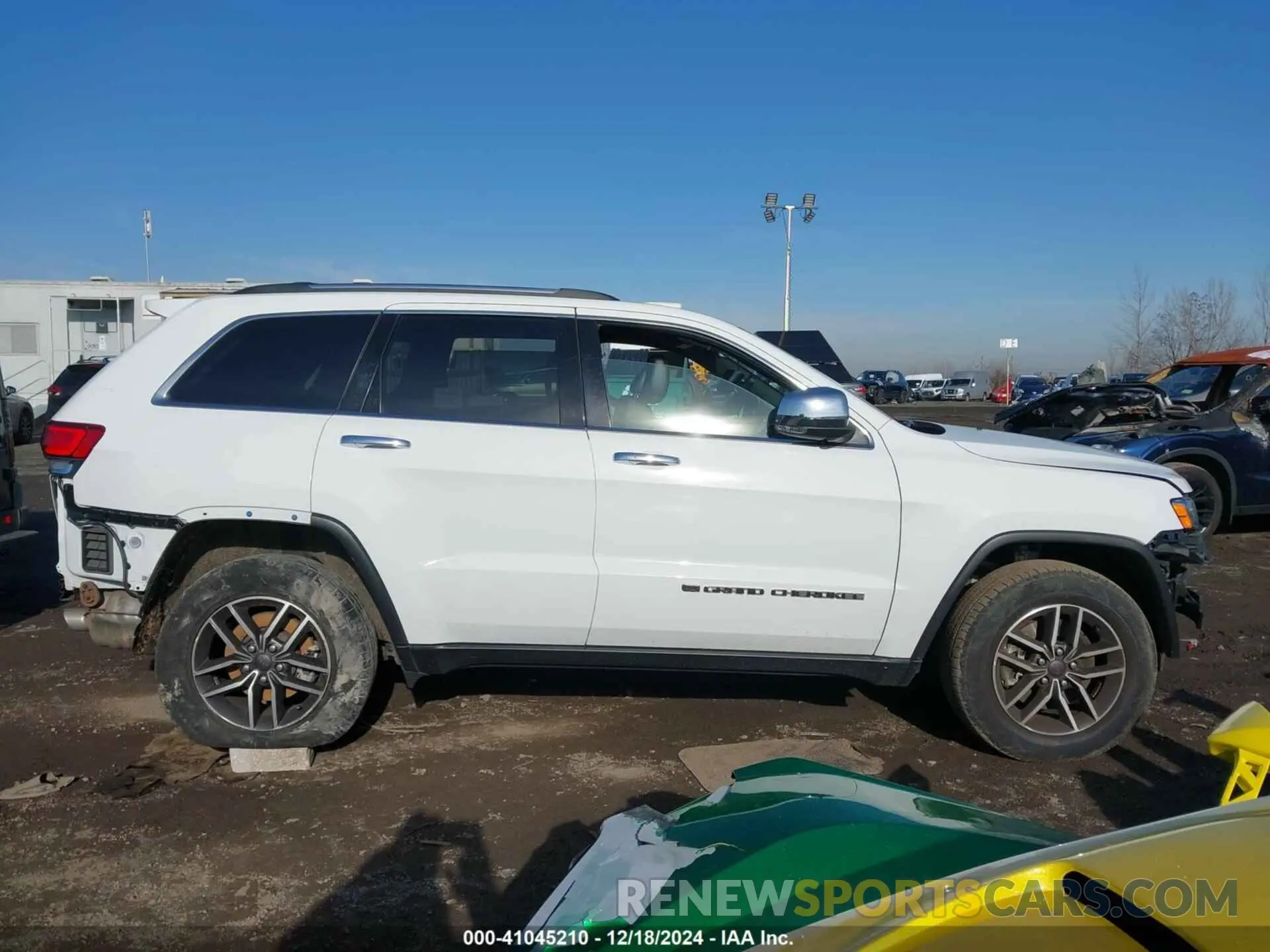 14 fotografías del automóvil dañado 1C4RJFBG6NC176557 JEEP GRAND CHEROKEE WK 2022
