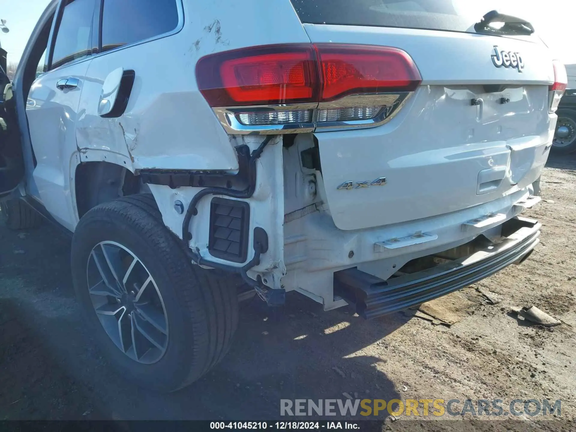 19 fotografías del automóvil dañado 1C4RJFBG6NC176557 JEEP GRAND CHEROKEE WK 2022
