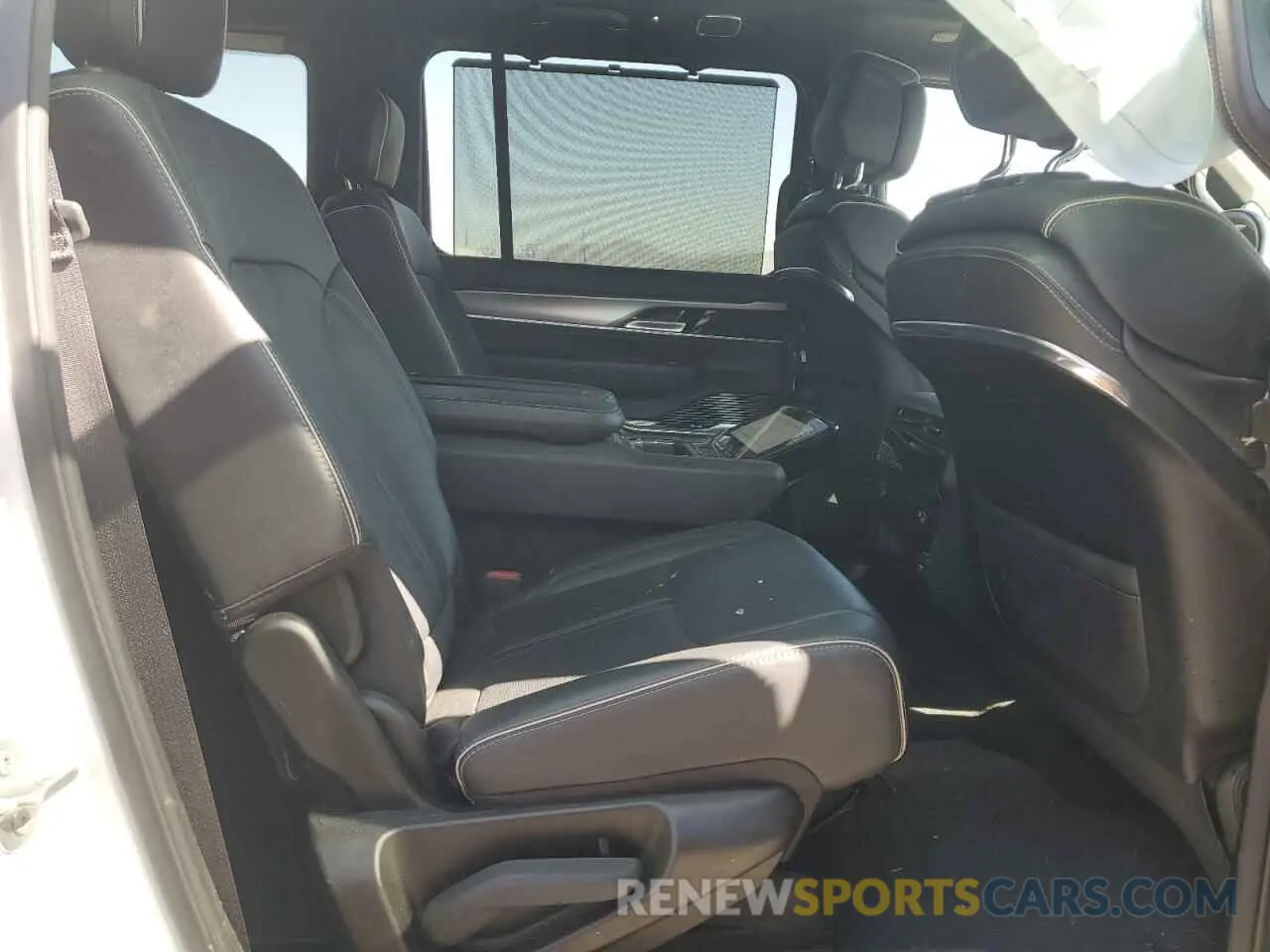11 fotografías del automóvil dañado 1C4SJSFPXPS574223 JEEP GRAND WAGO 2023