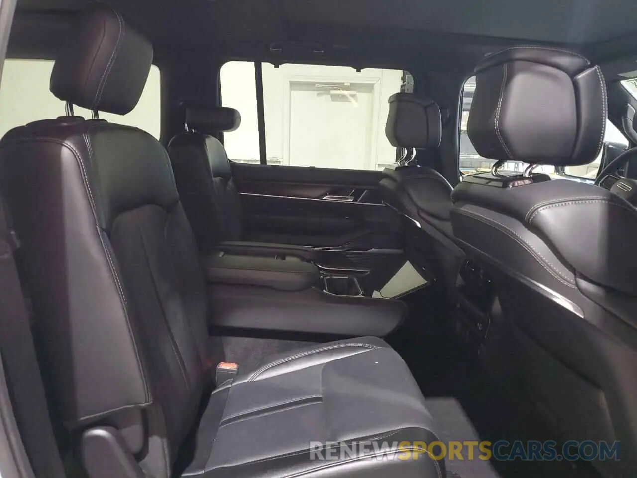 11 fotografías del automóvil dañado 1C4SJSEP8RS107368 JEEP GRAND WAGO 2024