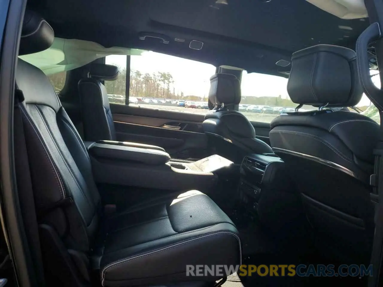 11 fotografías del automóvil dañado 1C4SJSFP1RS120557 JEEP GRAND WAGO 2024