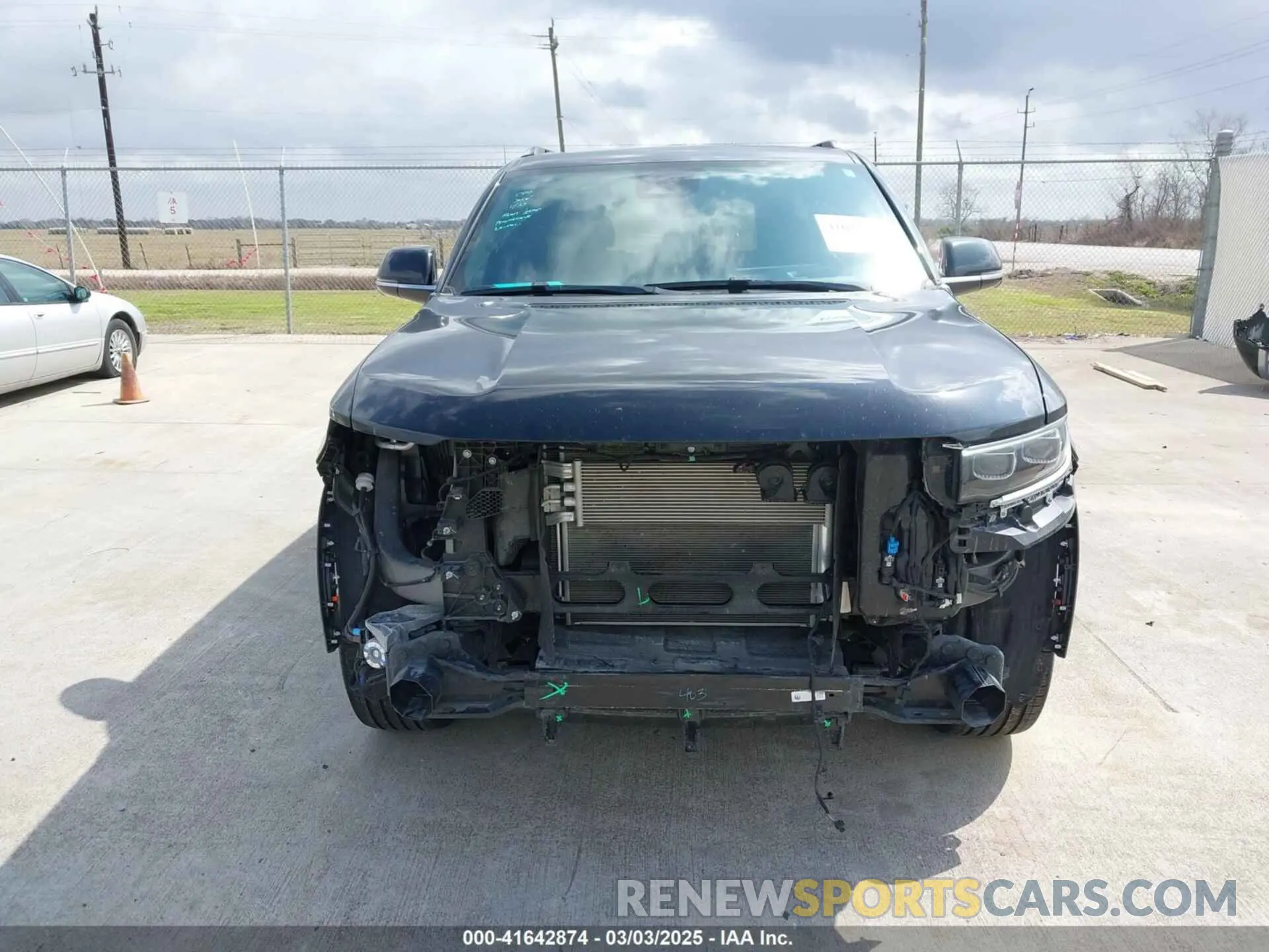 12 fotografías del automóvil dañado 1C4SJVFJ2NS167359 JEEP GRAND WAGONEER 2022