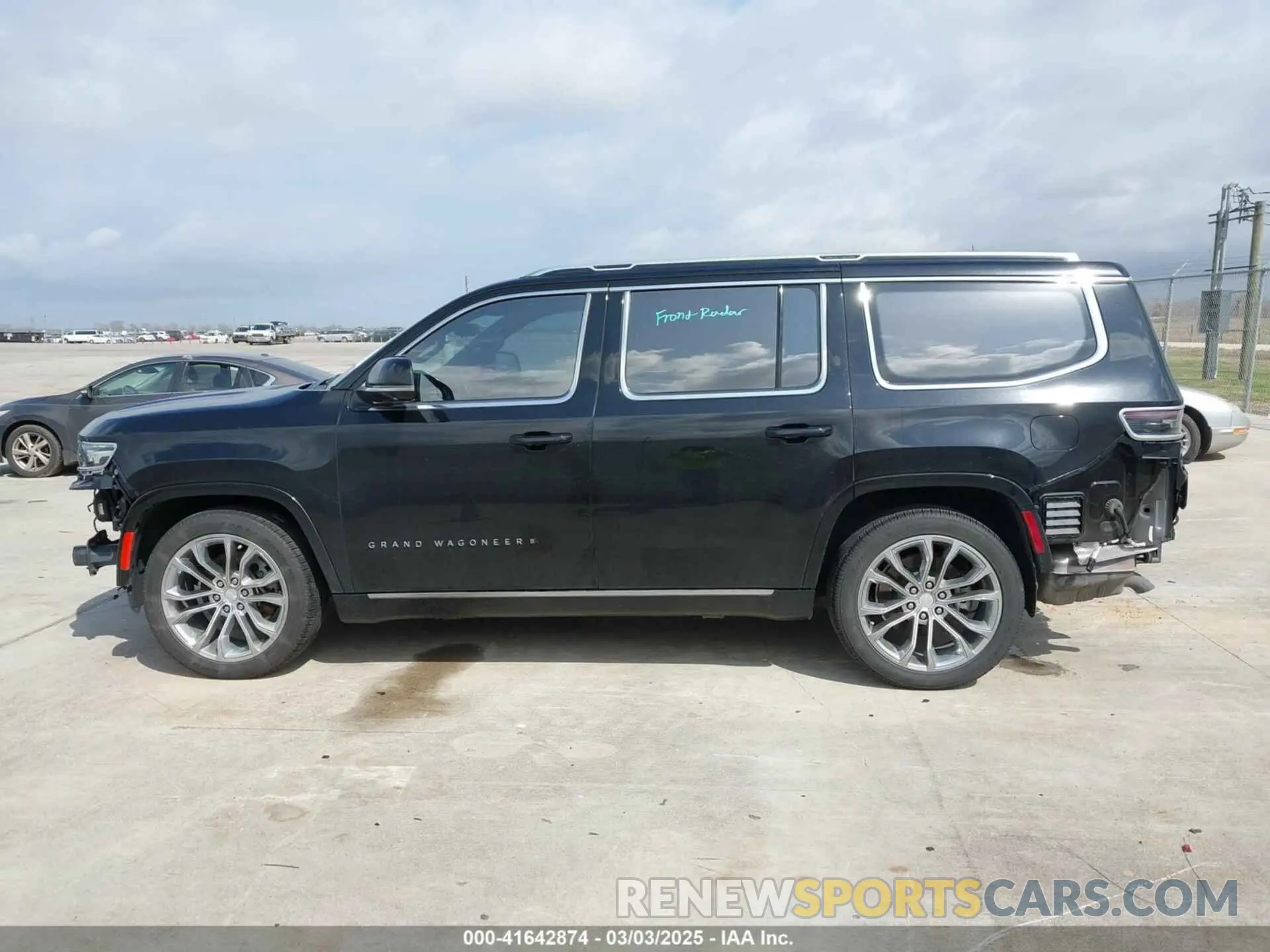 14 fotografías del automóvil dañado 1C4SJVFJ2NS167359 JEEP GRAND WAGONEER 2022