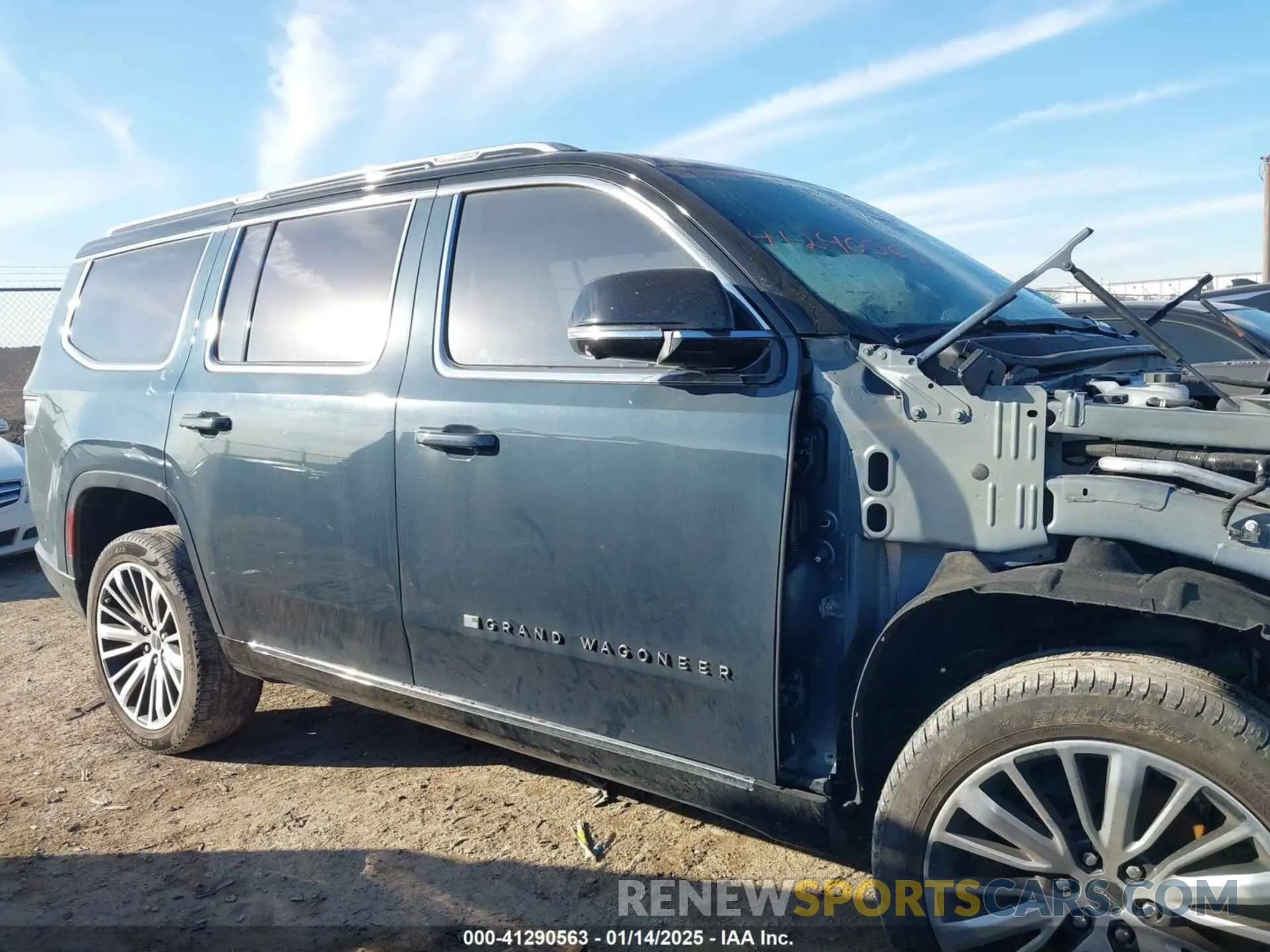 13 fotografías del automóvil dañado 1C4SJVGP5PS503687 JEEP GRAND WAGONEER 2023