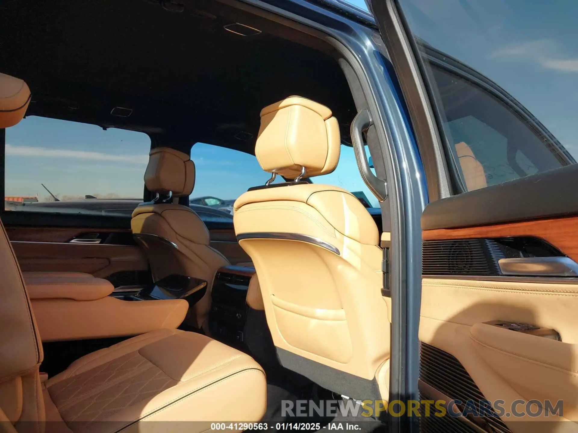 8 fotografías del automóvil dañado 1C4SJVGP5PS503687 JEEP GRAND WAGONEER 2023