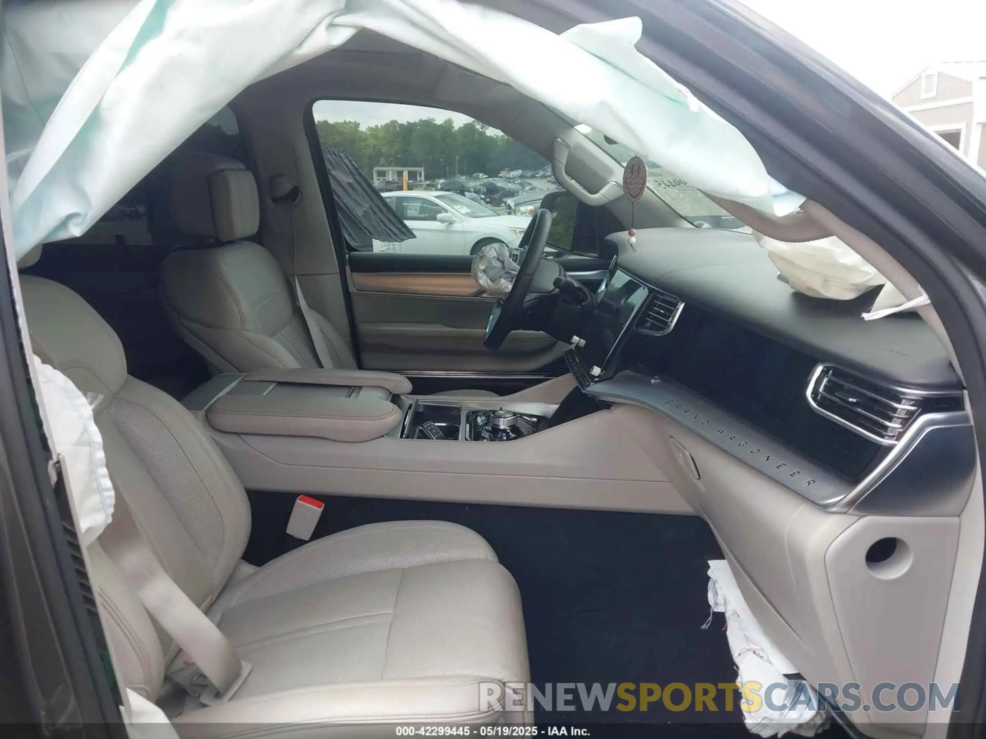 5 fotografías del automóvil dañado 1C4SJSEP9PS507713 JEEP GRAND WAGONEER L 2023