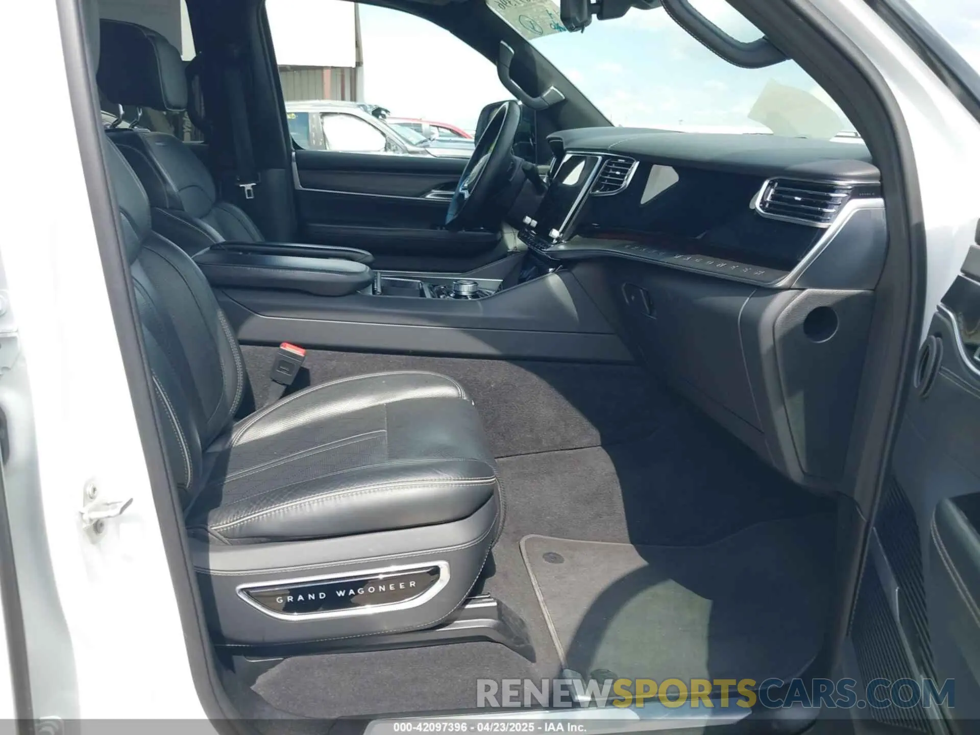 5 fotografías del automóvil dañado 1C4SJSFP4RS127115 JEEP GRAND WAGONEER L 2024