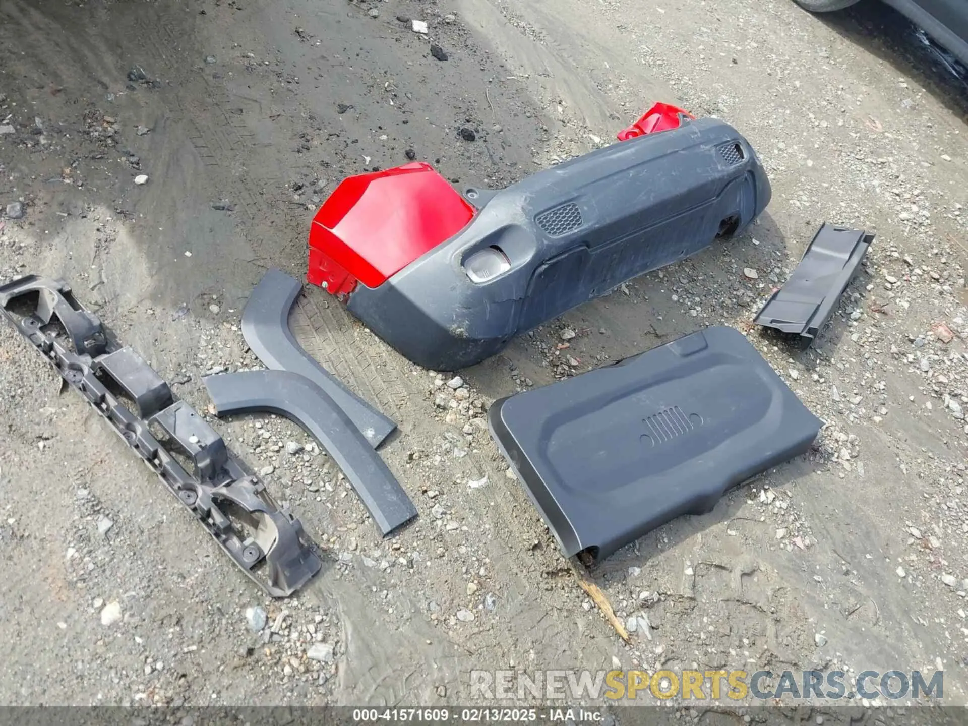12 fotografías del automóvil dañado ZACNJAAB8KPK37967 JEEP RENEGADE 2019