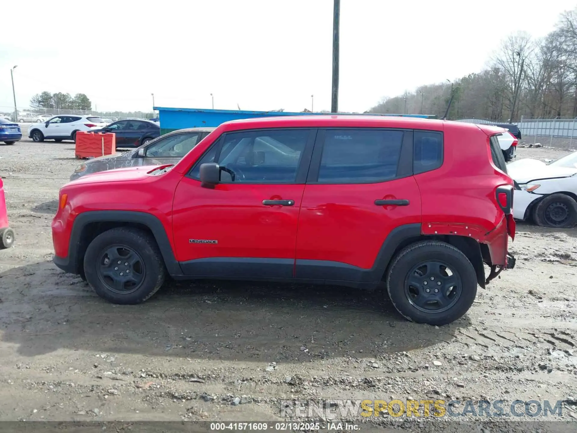 15 fotografías del automóvil dañado ZACNJAAB8KPK37967 JEEP RENEGADE 2019