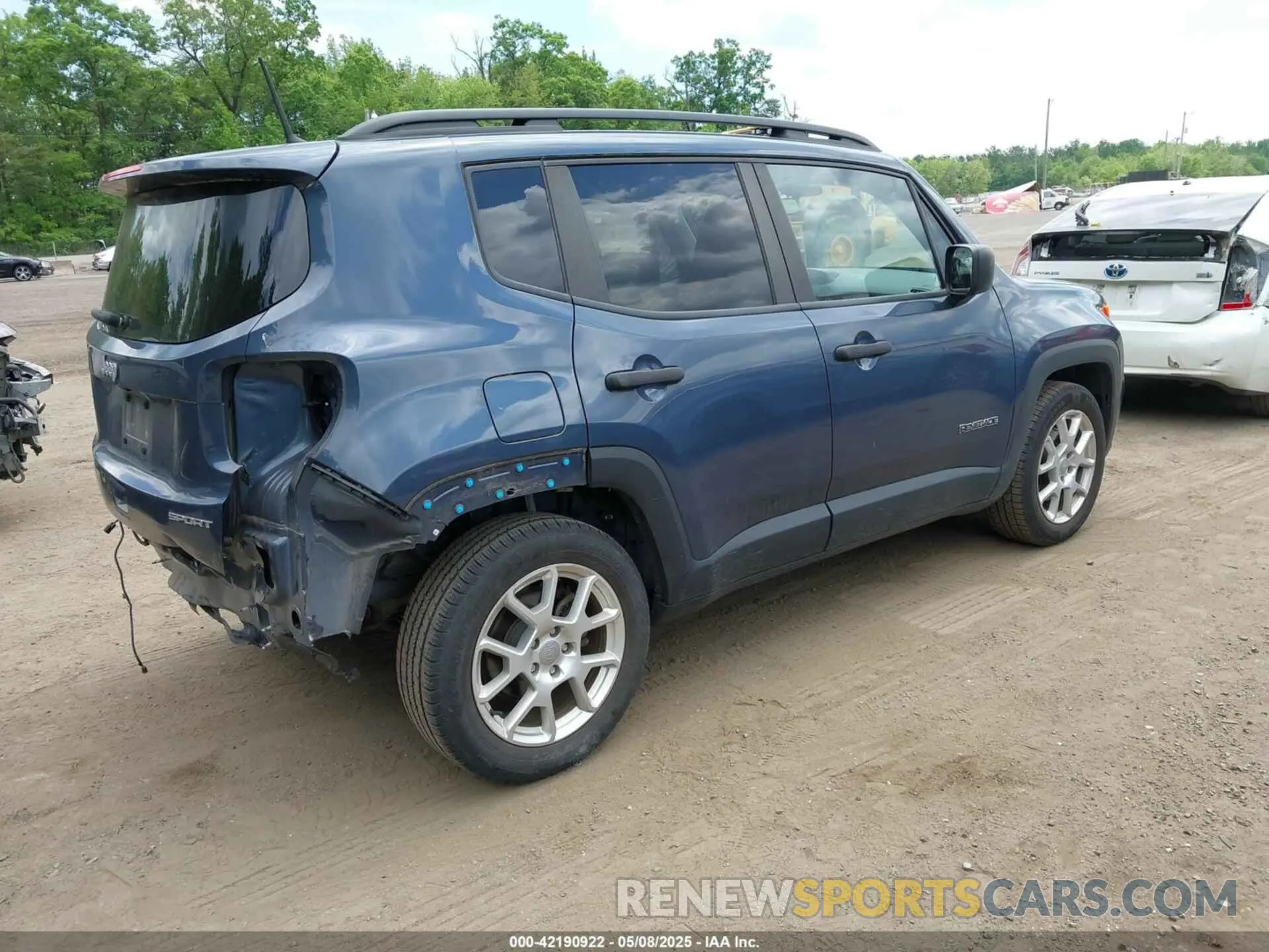 4 fotografías del automóvil dañado ZACNJAAB9KPK76101 JEEP RENEGADE 2019