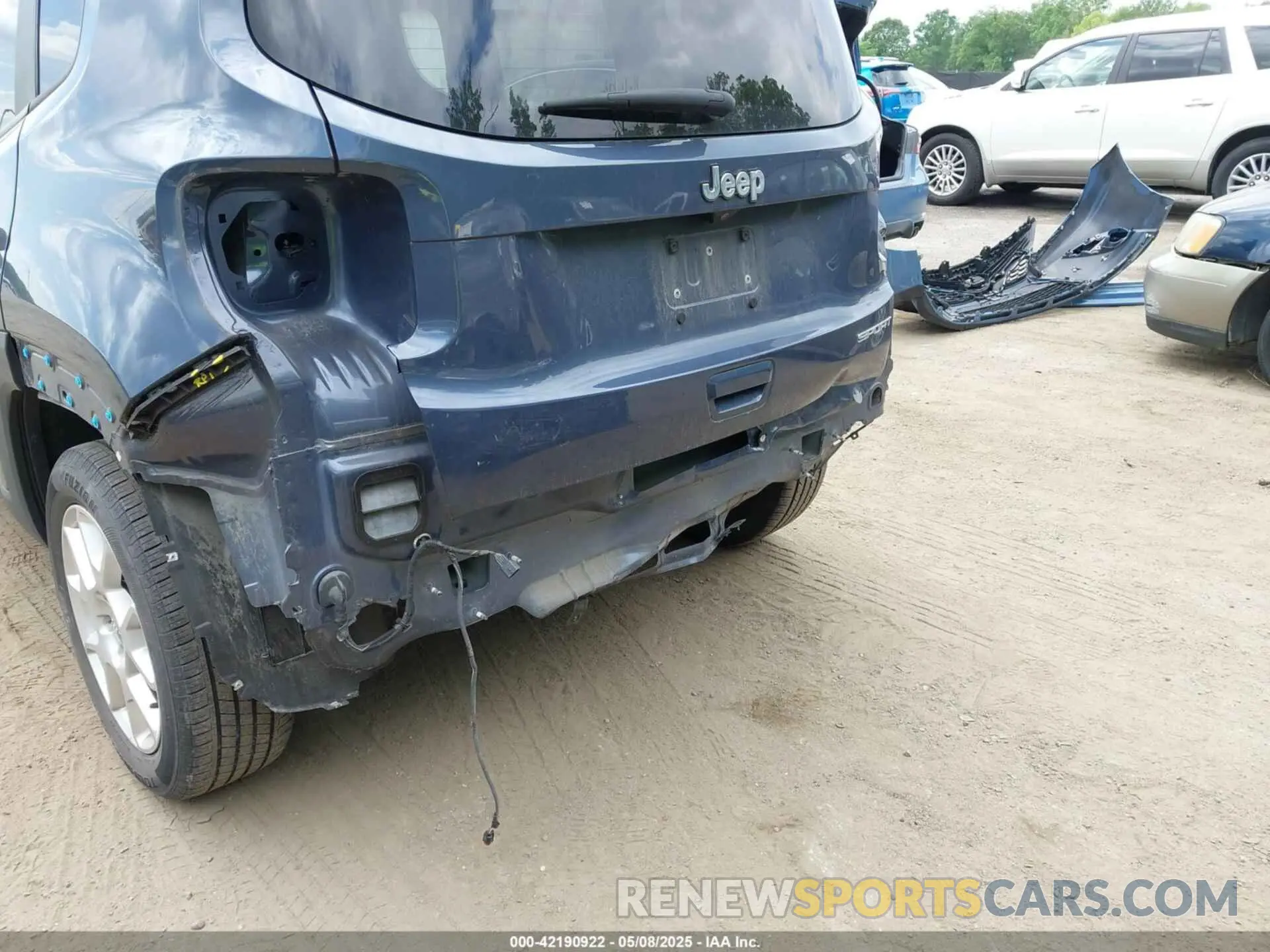 6 fotografías del automóvil dañado ZACNJAAB9KPK76101 JEEP RENEGADE 2019