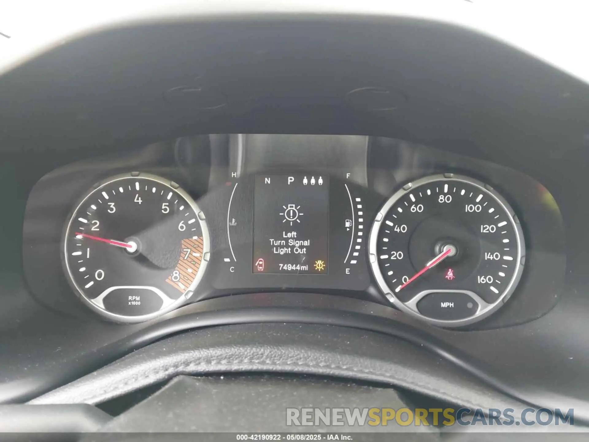 7 fotografías del automóvil dañado ZACNJAAB9KPK76101 JEEP RENEGADE 2019