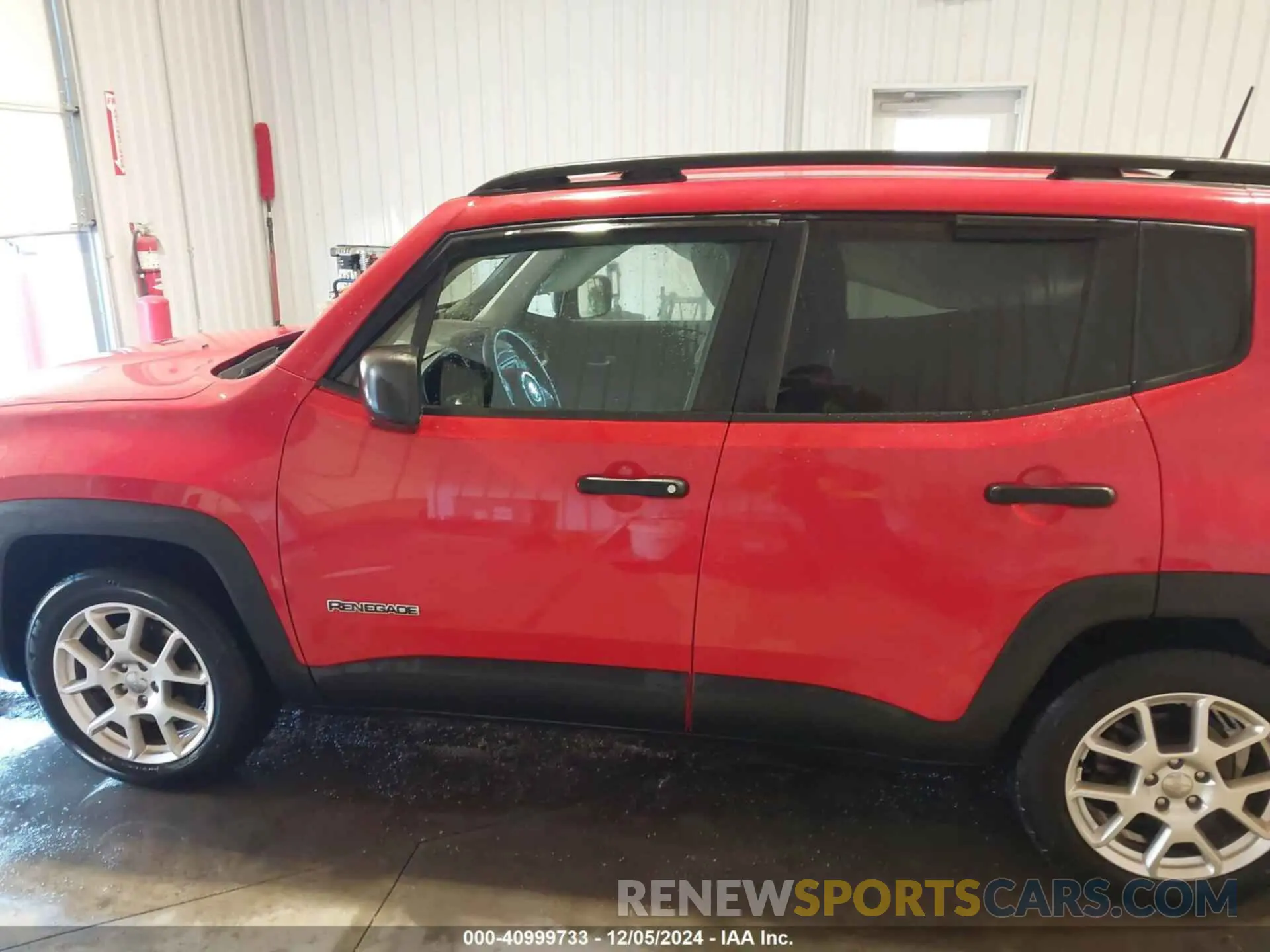14 fotografías del automóvil dañado ZACNJAABXKPK24931 JEEP RENEGADE 2019