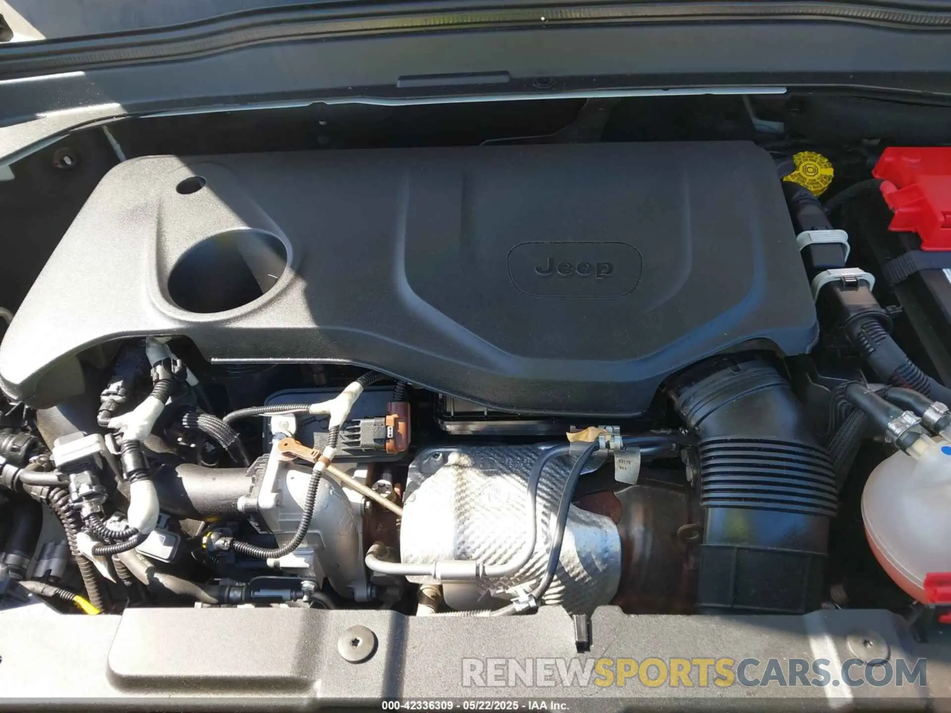 10 fotografías del automóvil dañado ZACNJAB16KPK42882 JEEP RENEGADE 2019