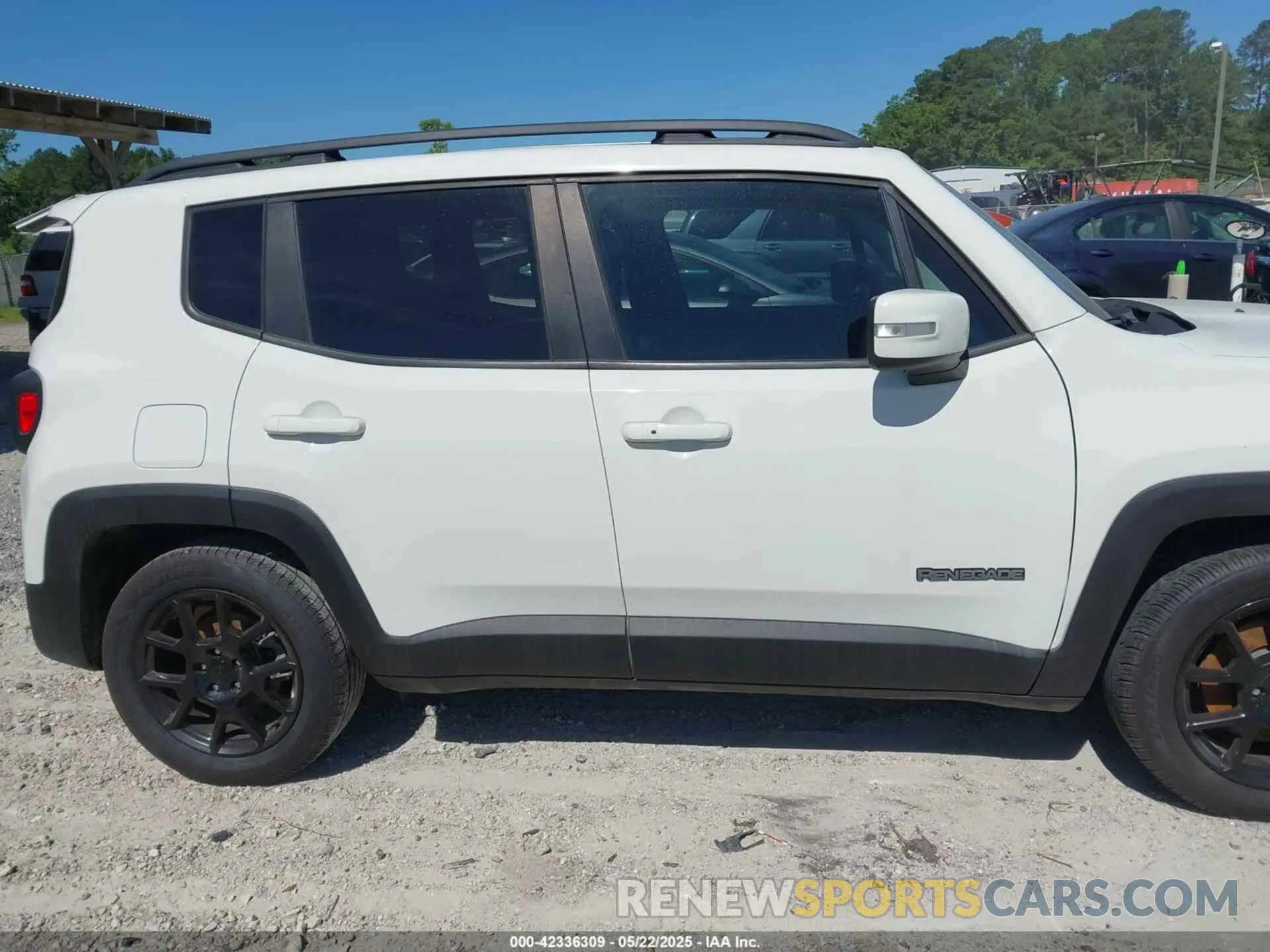 13 fotografías del automóvil dañado ZACNJAB16KPK42882 JEEP RENEGADE 2019
