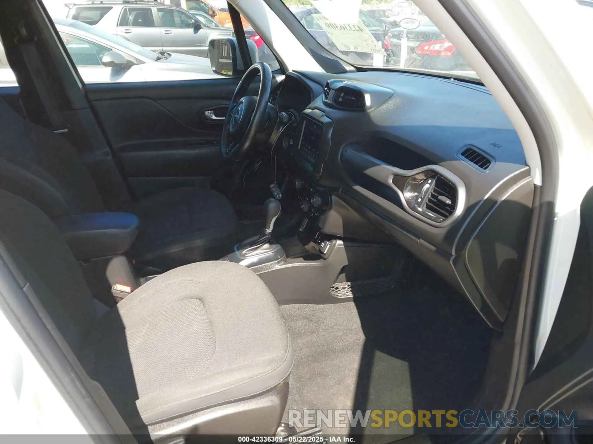5 fotografías del automóvil dañado ZACNJAB16KPK42882 JEEP RENEGADE 2019