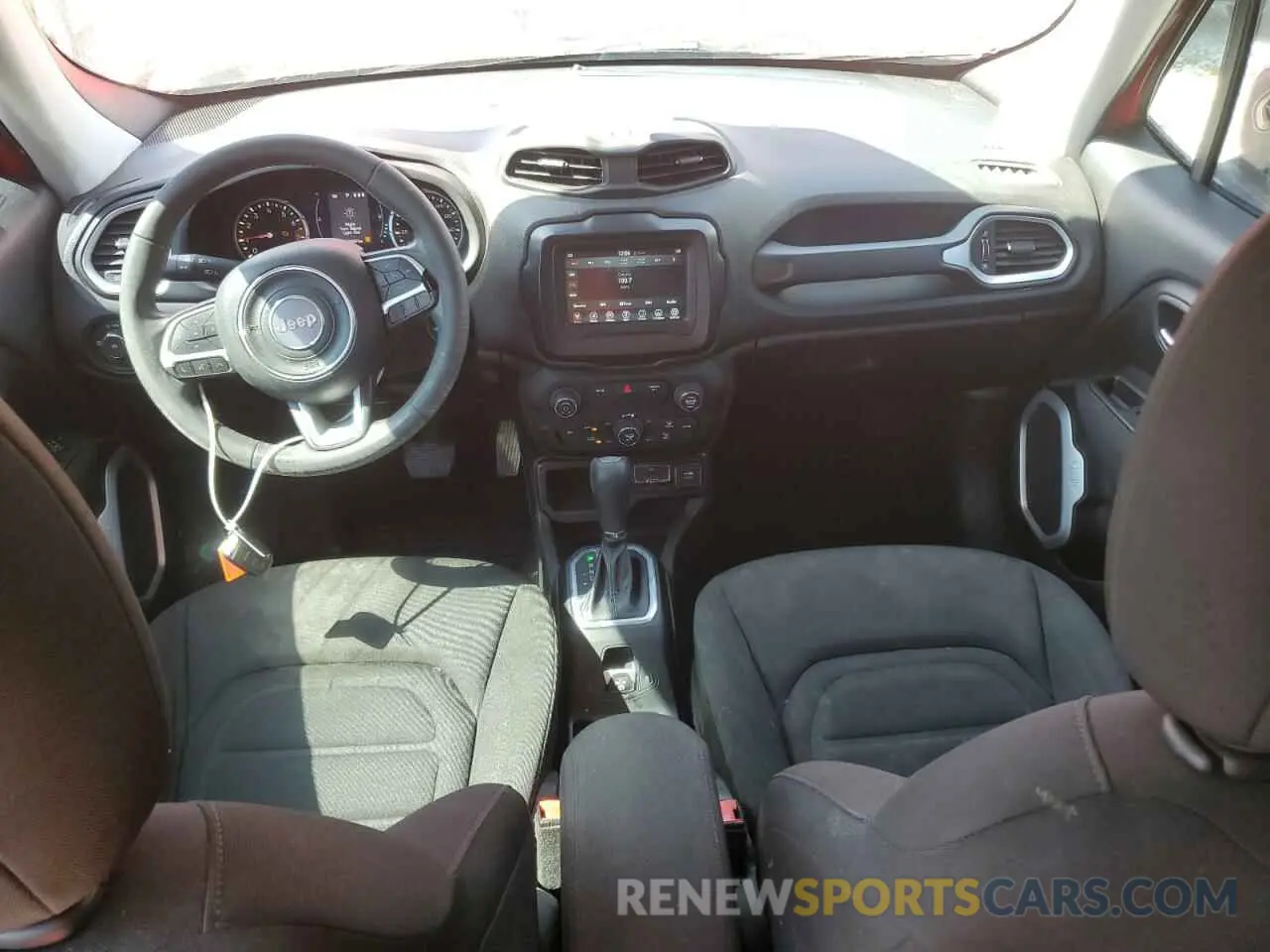 8 fotografías del automóvil dañado ZACNJABB0KPK00863 JEEP RENEGADE 2019