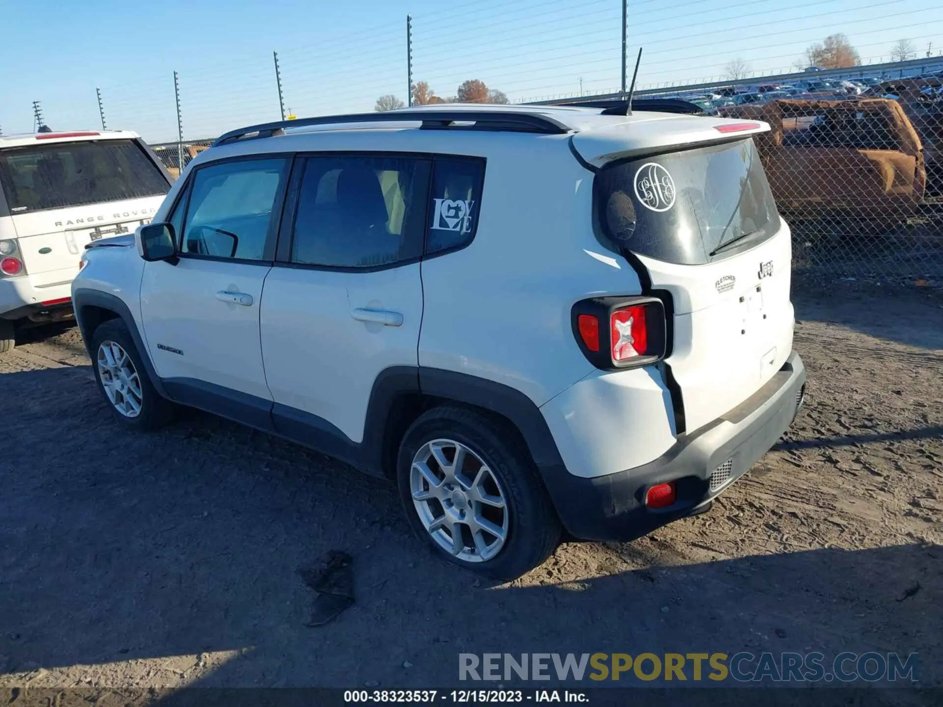 3 fotografías del automóvil dañado ZACNJABB2KPJ96010 JEEP RENEGADE 2019
