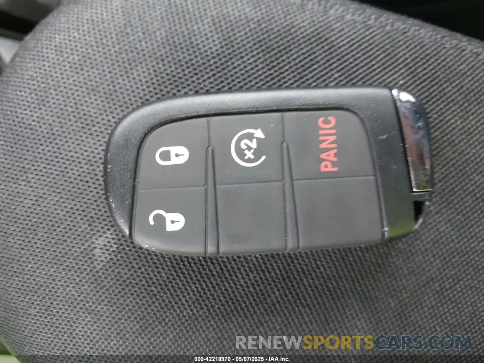 11 fotografías del automóvil dañado ZACNJABB4KPJ73599 JEEP RENEGADE 2019