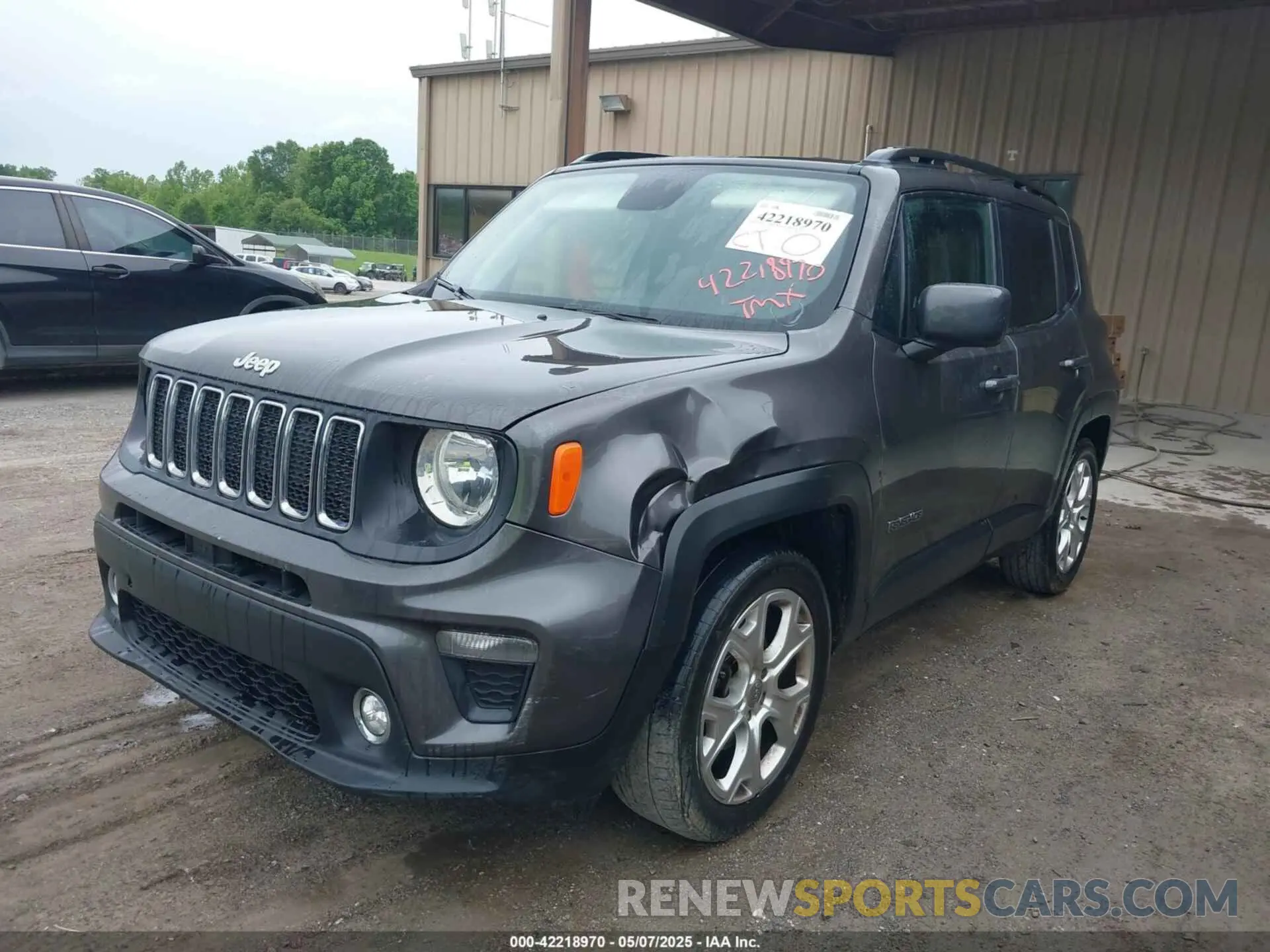 2 fotografías del automóvil dañado ZACNJABB4KPJ73599 JEEP RENEGADE 2019
