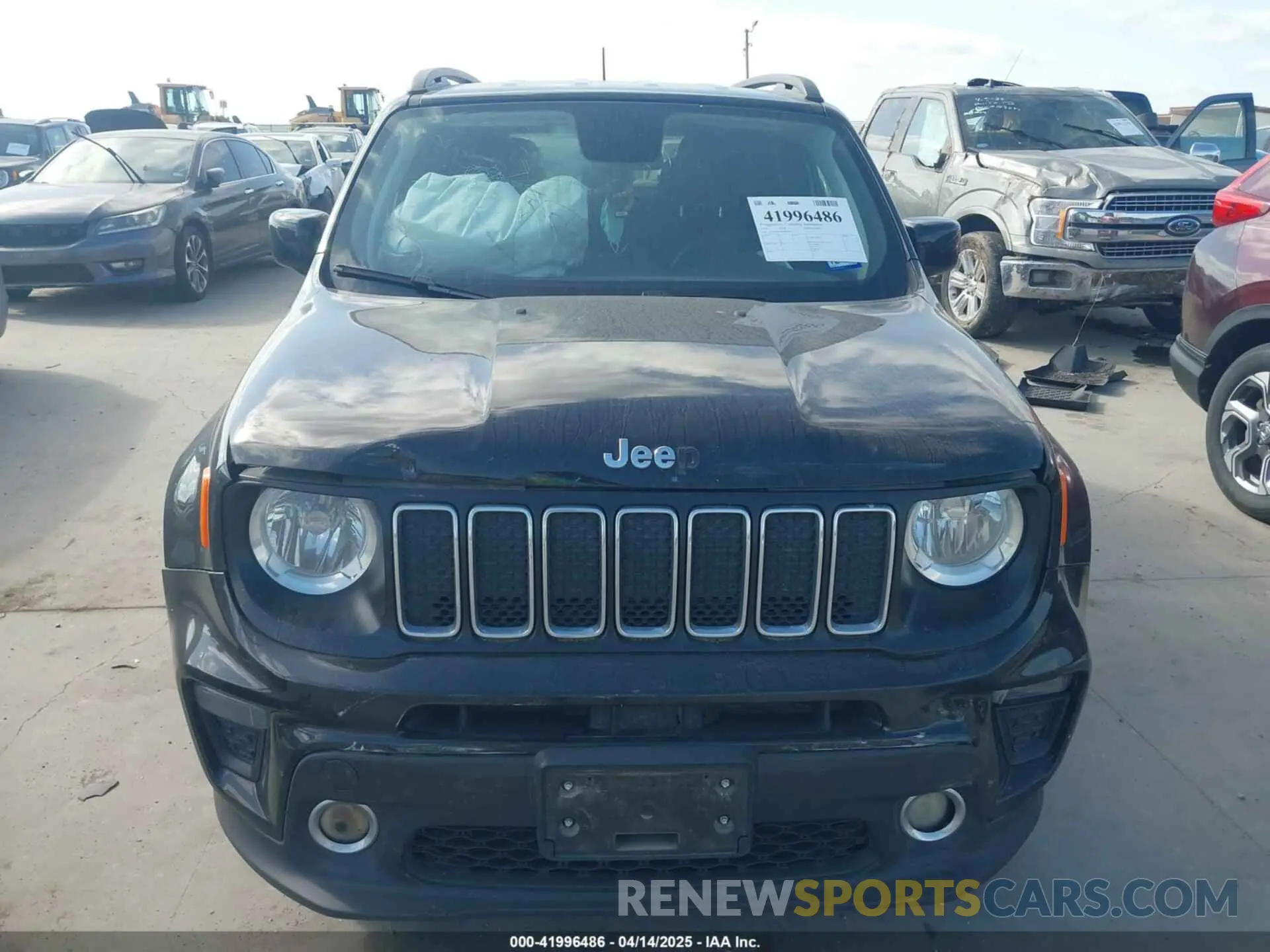 12 fotografías del automóvil dañado ZACNJABB4KPK93631 JEEP RENEGADE 2019