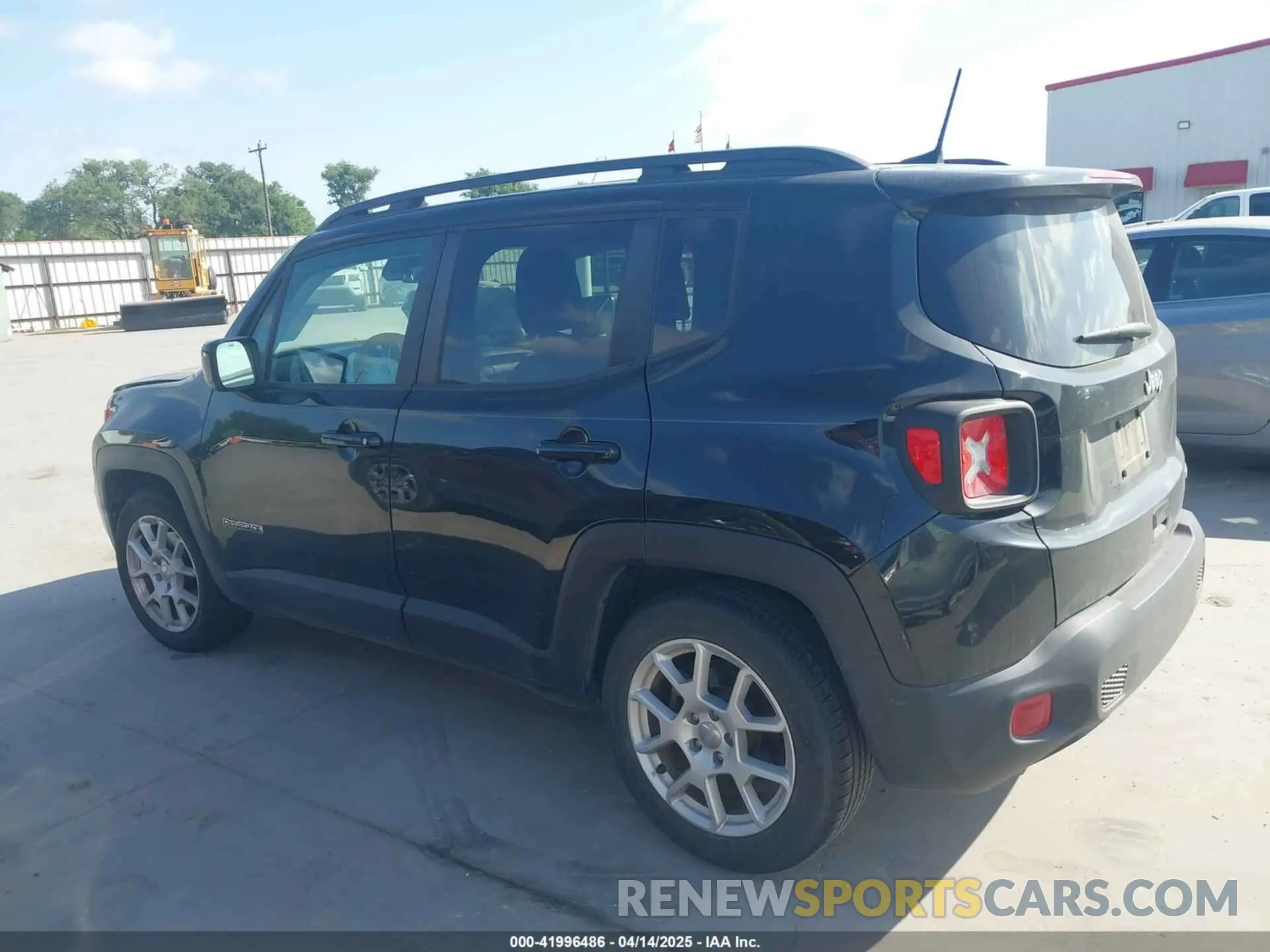 14 fotografías del automóvil dañado ZACNJABB4KPK93631 JEEP RENEGADE 2019