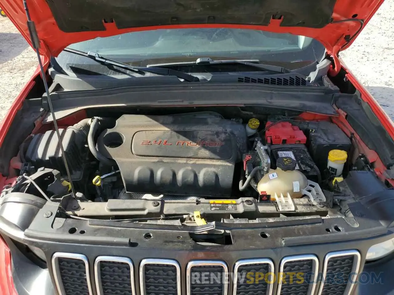 12 fotografías del automóvil dañado ZACNJABB9KPK25499 JEEP RENEGADE 2019