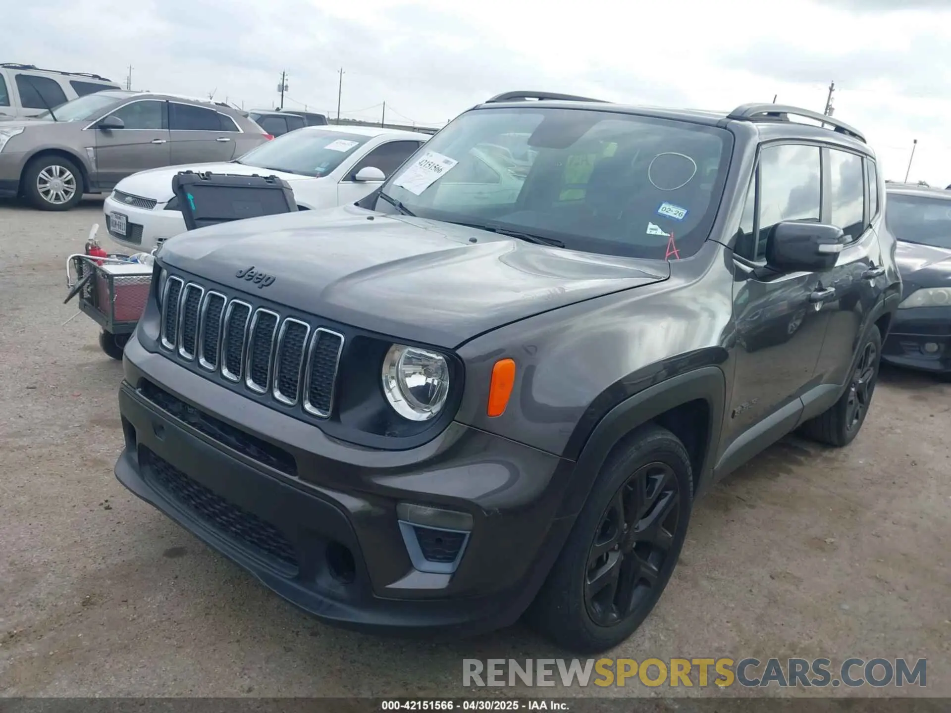 2 fotografías del automóvil dañado ZACNJABBXKPJ76703 JEEP RENEGADE 2019