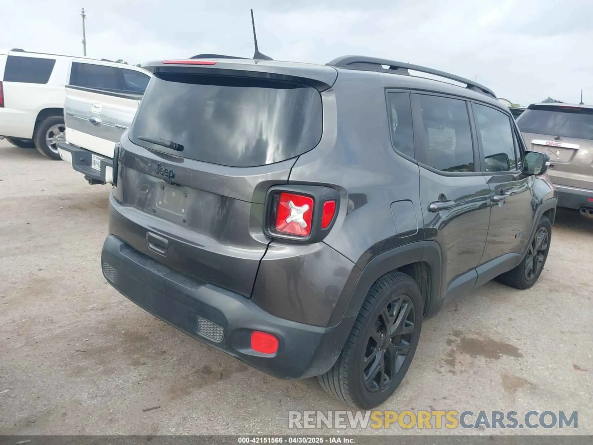 4 fotografías del automóvil dañado ZACNJABBXKPJ76703 JEEP RENEGADE 2019