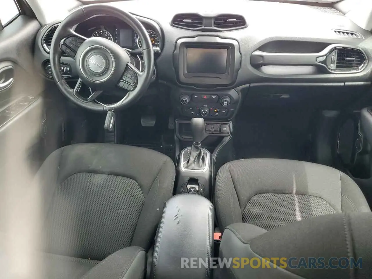 8 fotografías del automóvil dañado ZACNJABBXKPK42652 JEEP RENEGADE 2019