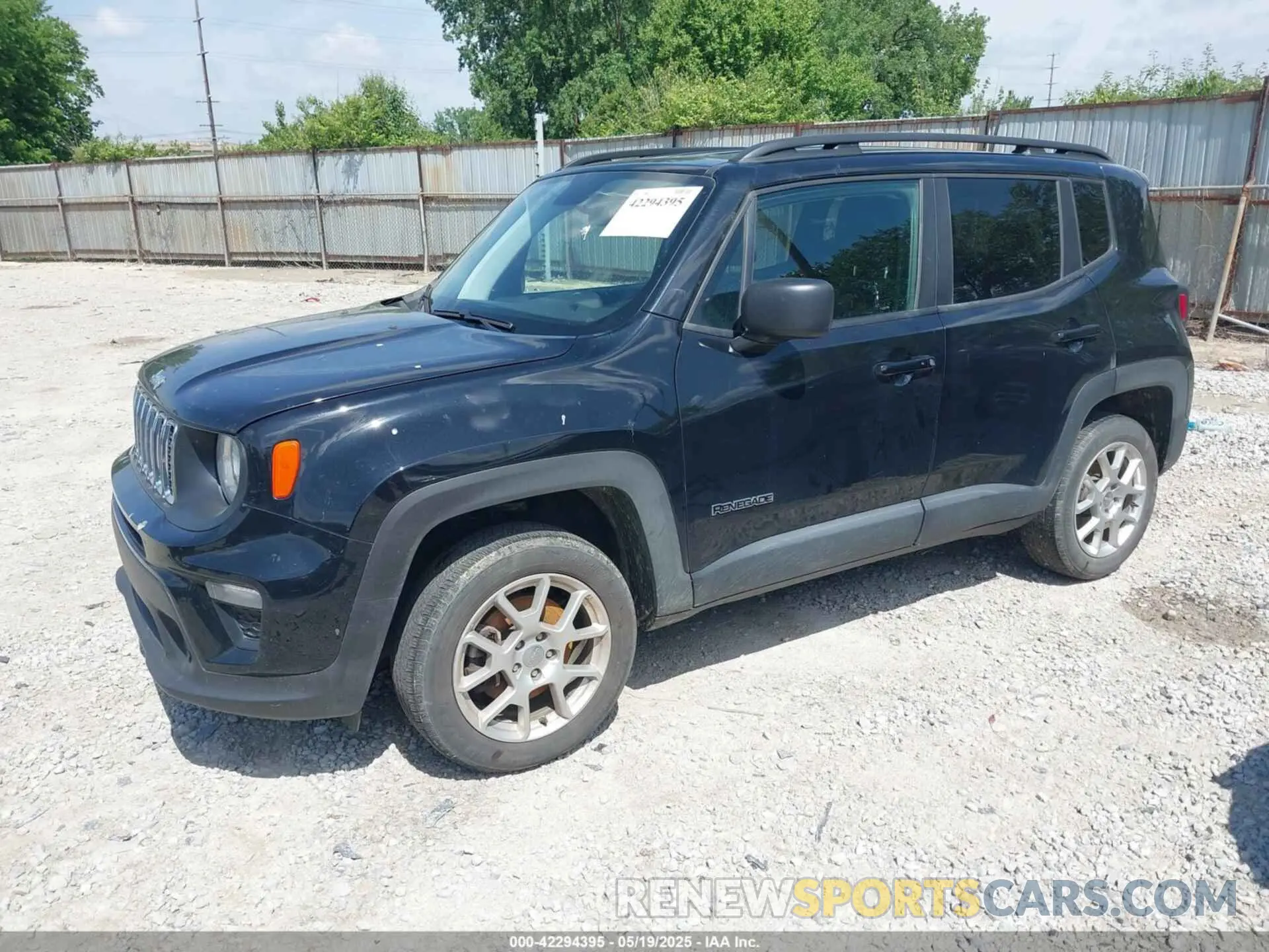 2 fotografías del automóvil dañado ZACNJBA17KPJ98673 JEEP RENEGADE 2019