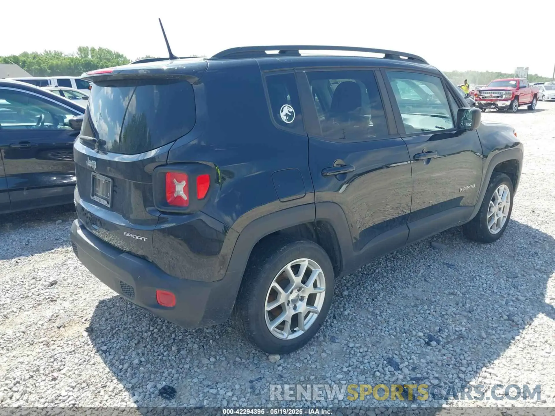 4 fotografías del automóvil dañado ZACNJBA17KPJ98673 JEEP RENEGADE 2019
