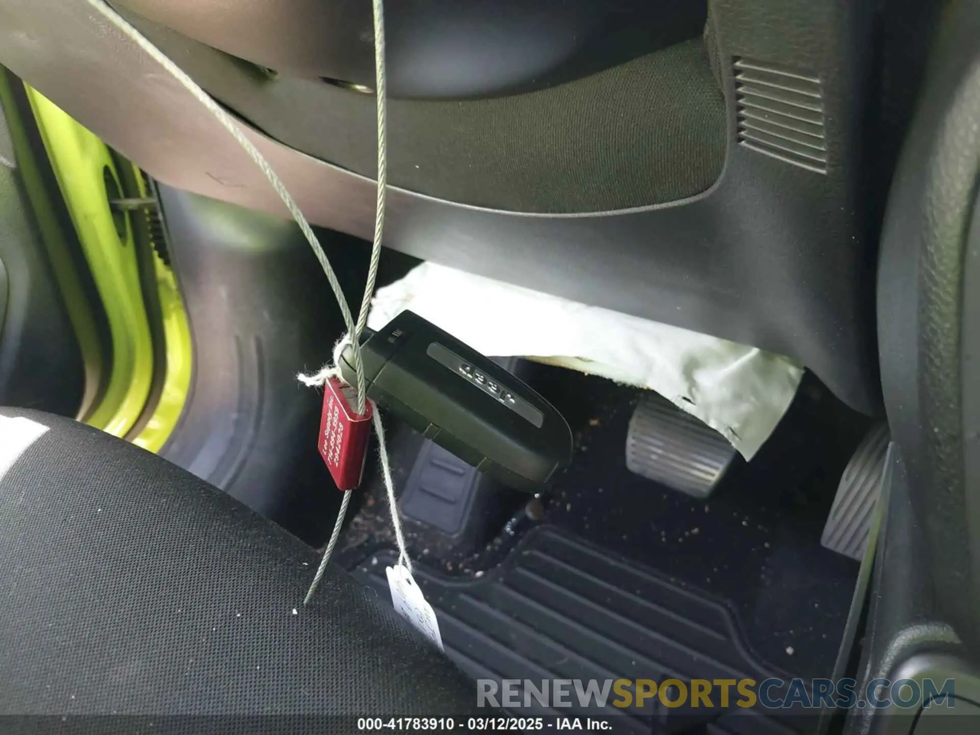 11 fotografías del automóvil dañado ZACNJBAB0KPJ74109 JEEP RENEGADE 2019